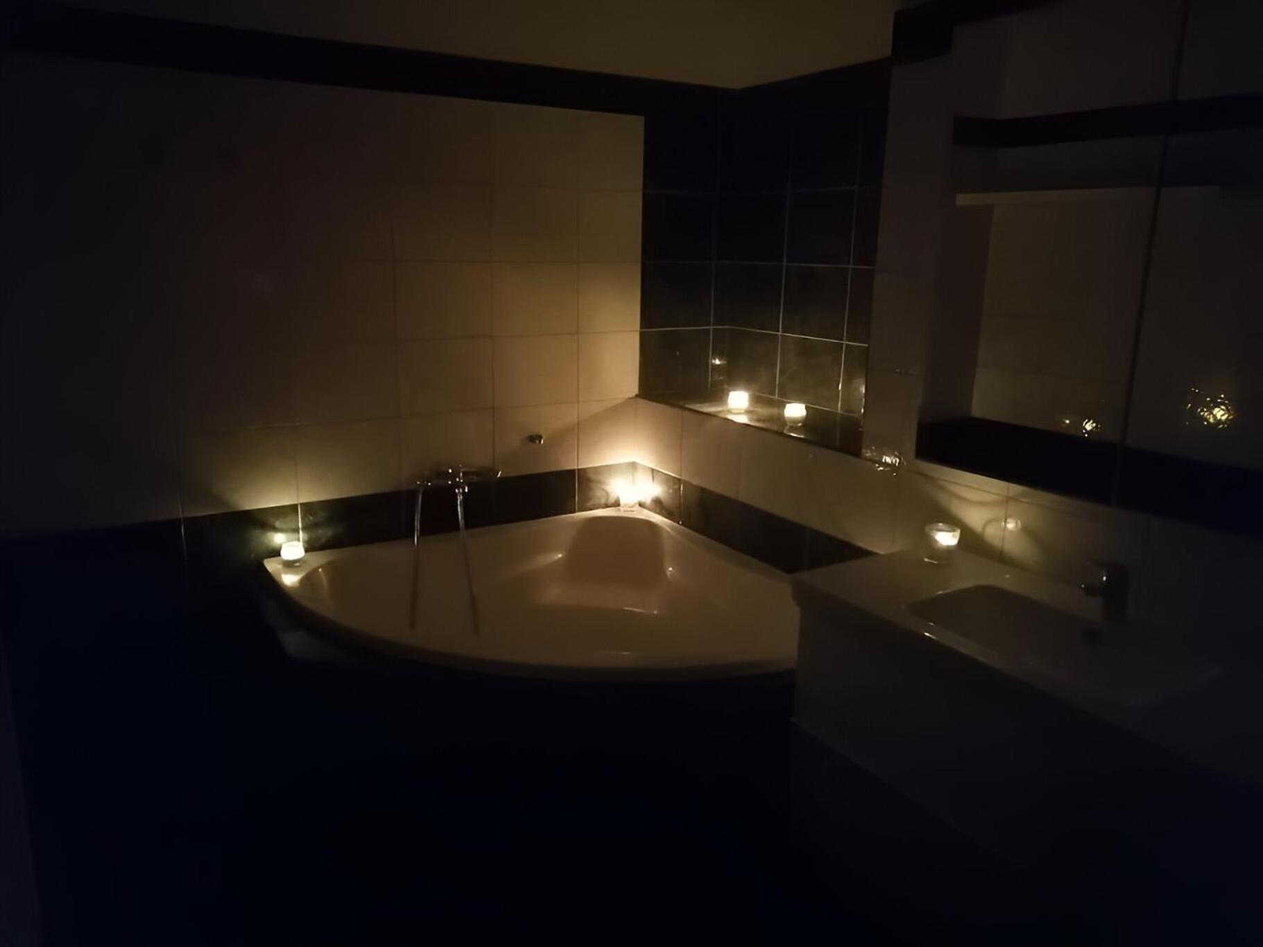 3 room Apartment near the train station and center