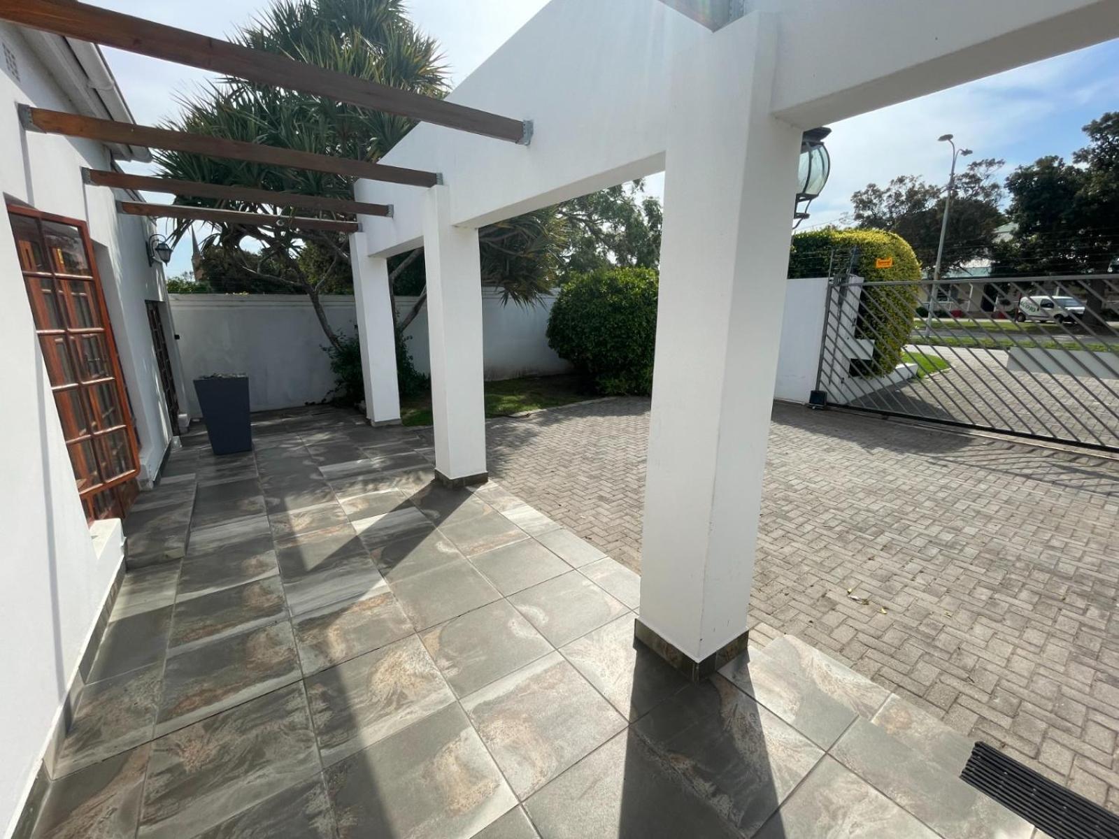 Unique Guest House