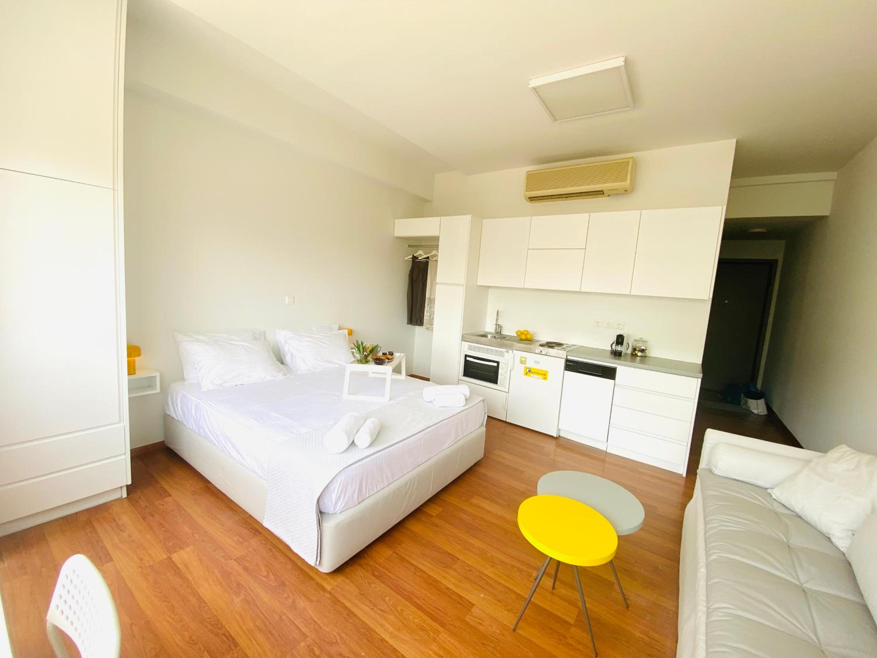 Athens Market Apartments, Amazing Acropolis View