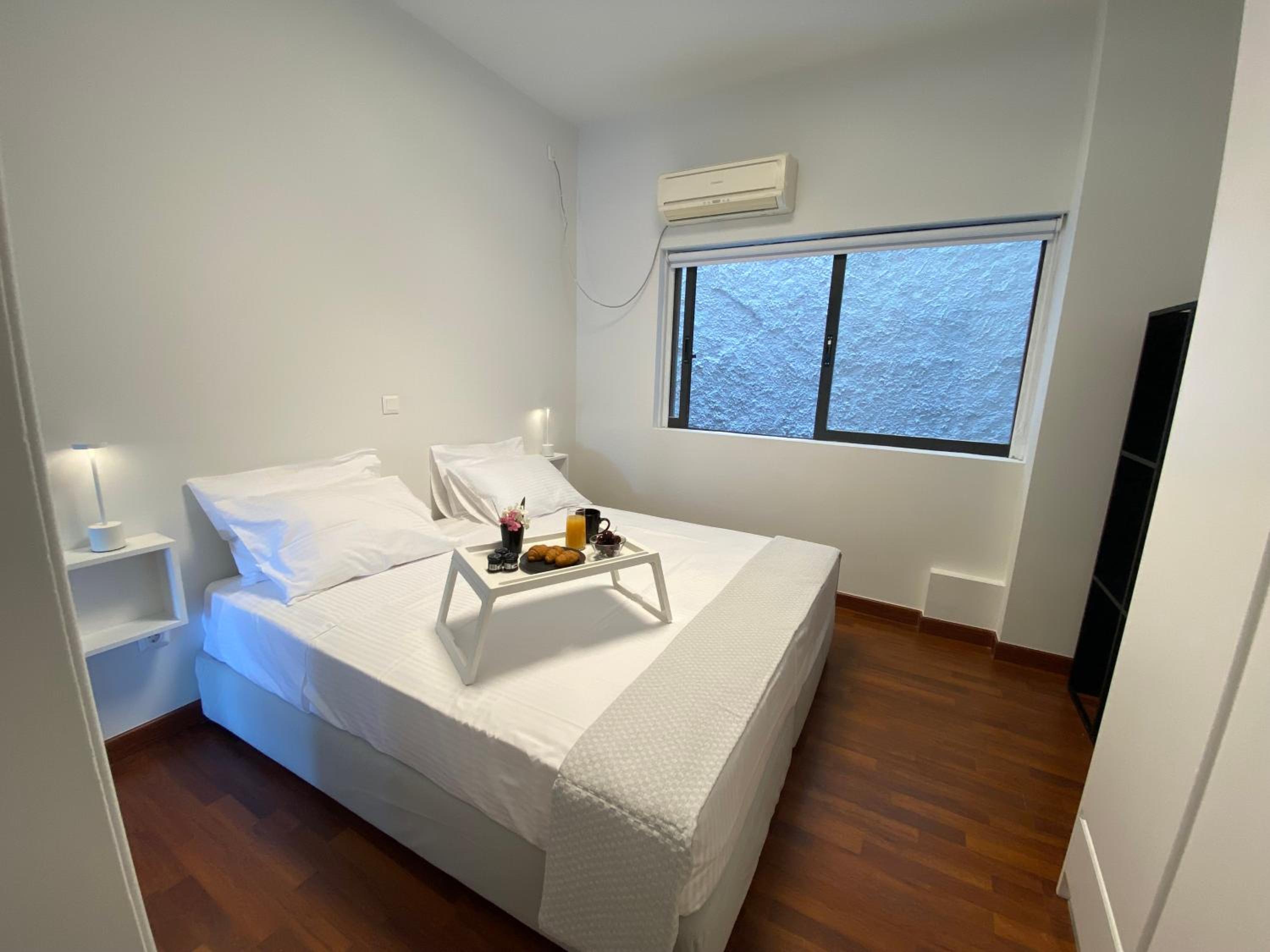 Athens Market Apartments, Amazing Acropolis View