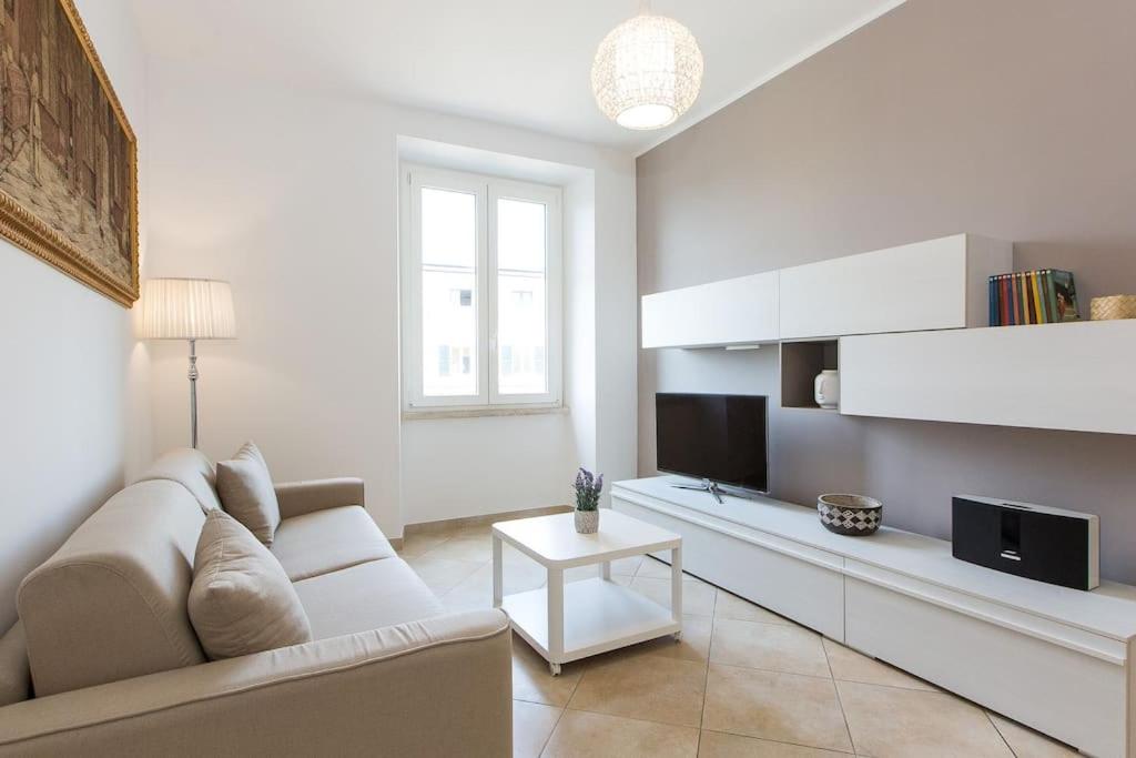 Rental in Rome Taurasia