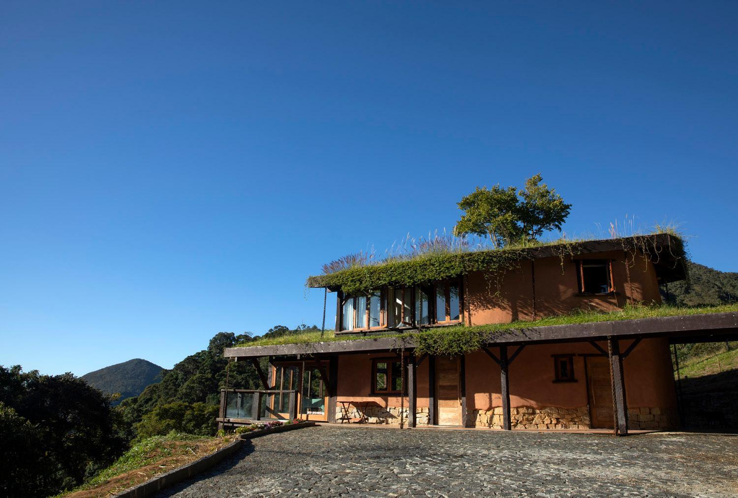 Eco Lodge de Construção Natural com Vista Panorâmica
