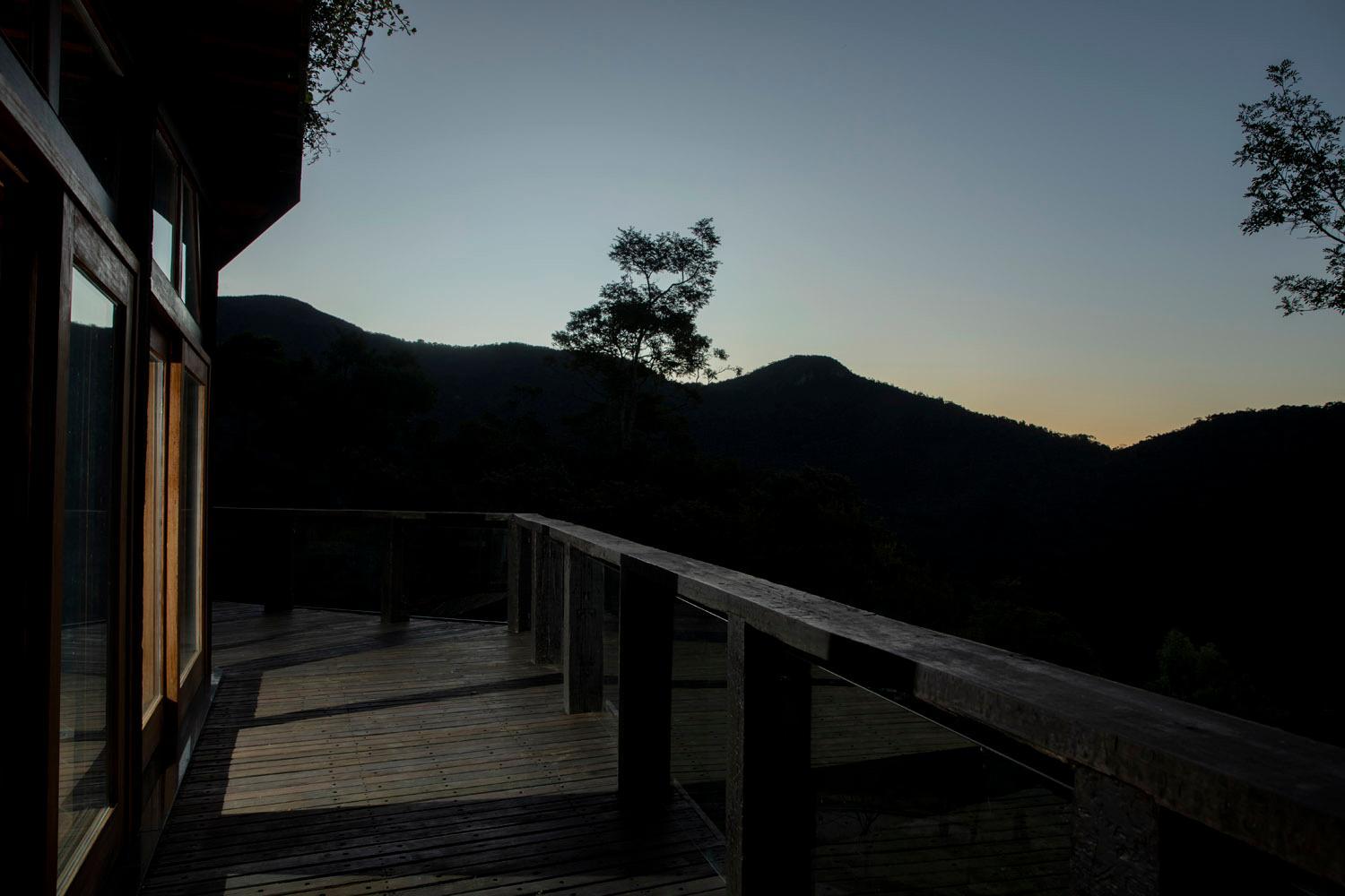 Eco Lodge de Construção Natural com Vista Panorâmica