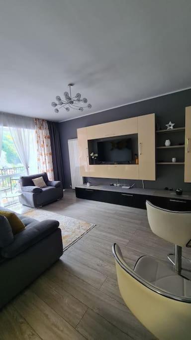 Apartament Vis de Sinaia ! view 5