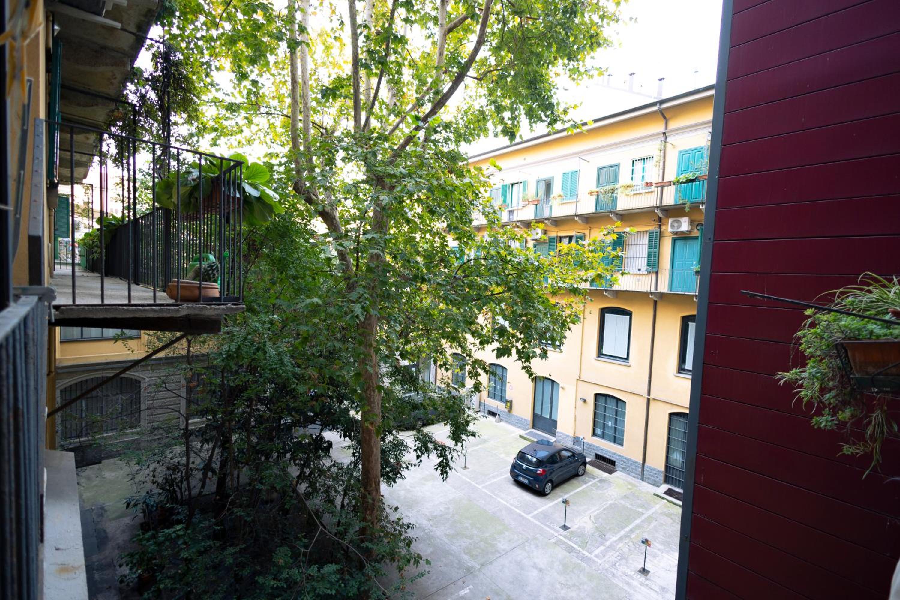 tHE Red Bricks Home - Tricolore San Babila