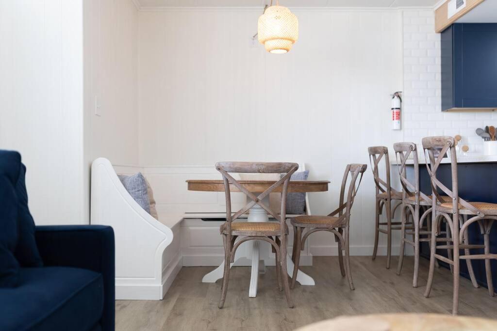 Family-Friendly Condo Steps From Beach with Ocean-View view 5