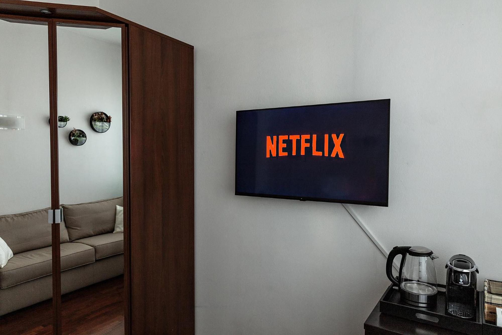 DeHomes - Business Suites, Milan Centre, Wi-Fi & Netflix, 10 minutes Duomo & more