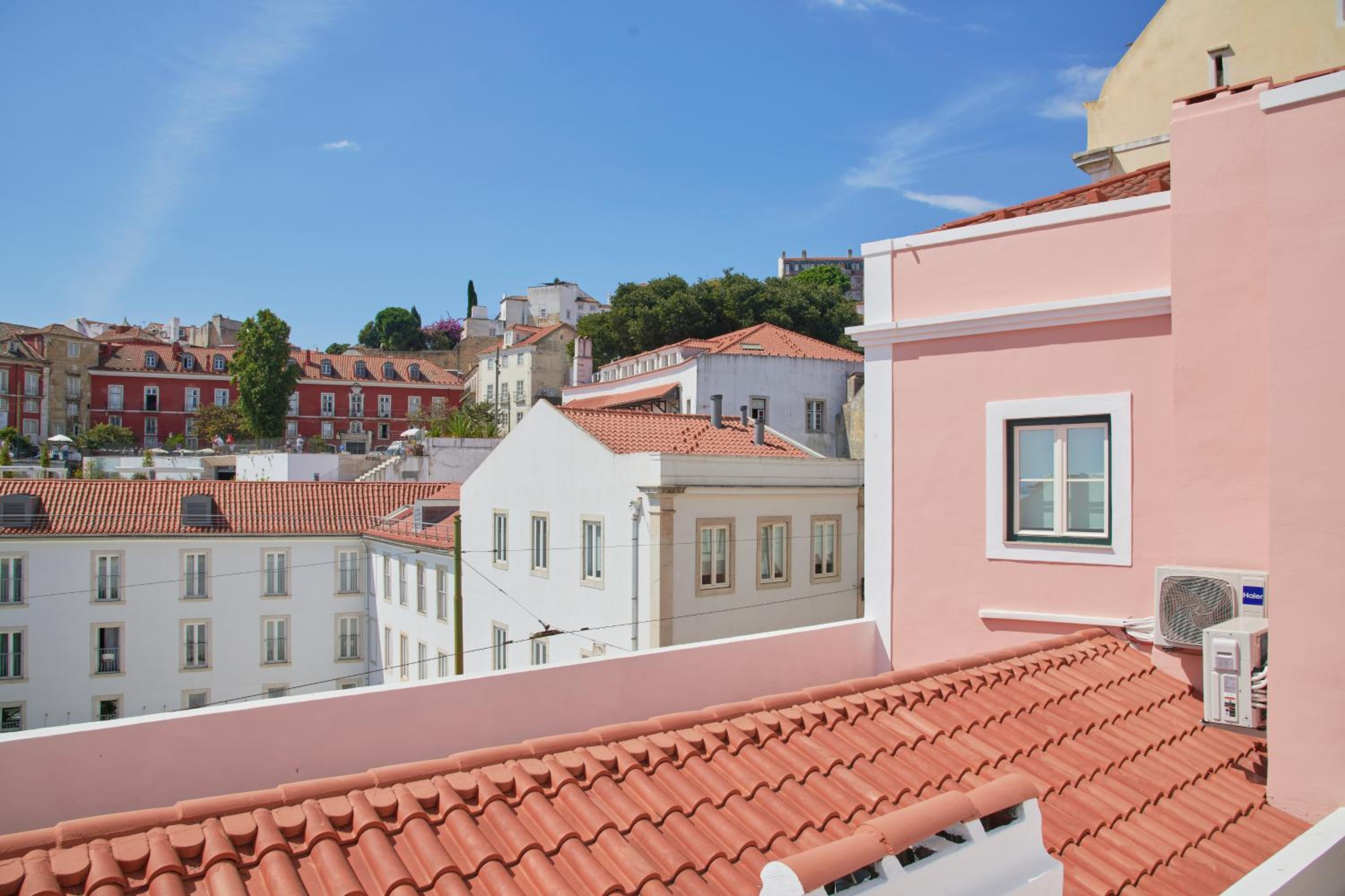 Alfama Village