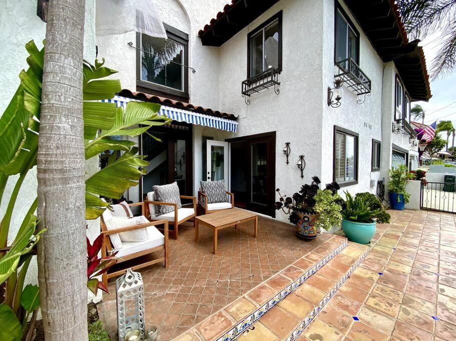 Hermosa Hills Bungalow view 2