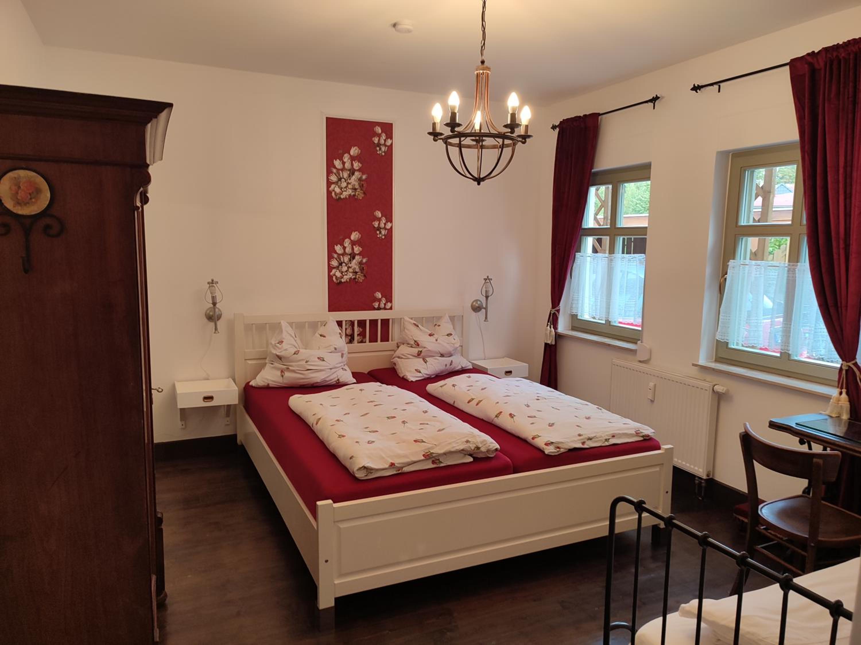 Ferienwohnung Birkenwerder bei Berlin mit Terrasse und kleinem Garten