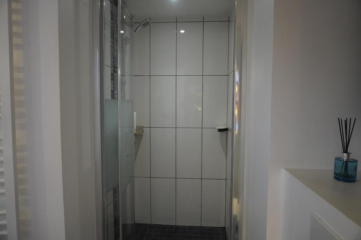 Photo 25