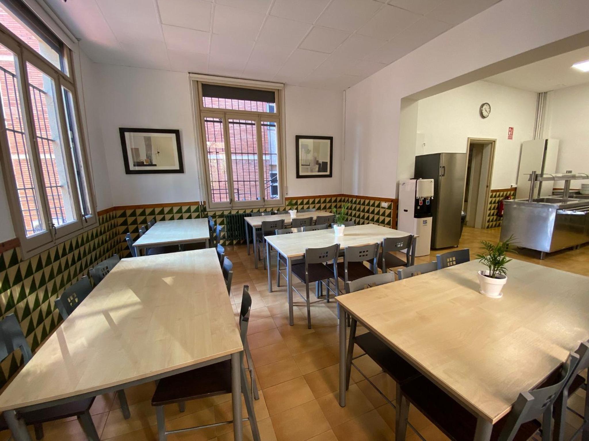 Leevin Stay Hostel
