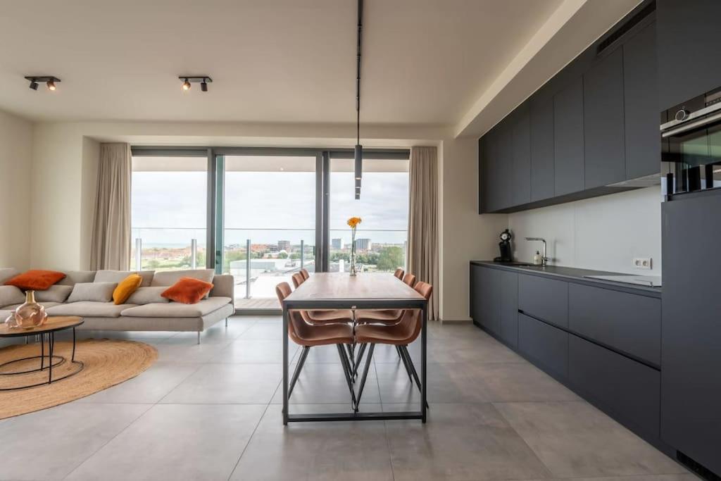Pure luxe met zwembad en parking