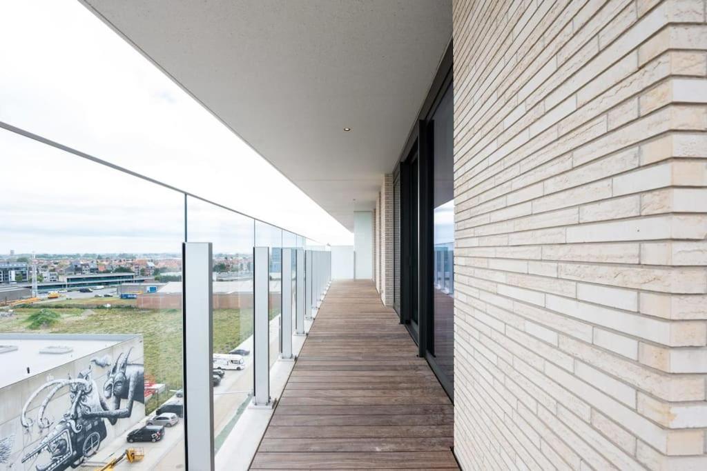 Pure luxe met zwembad en parking
