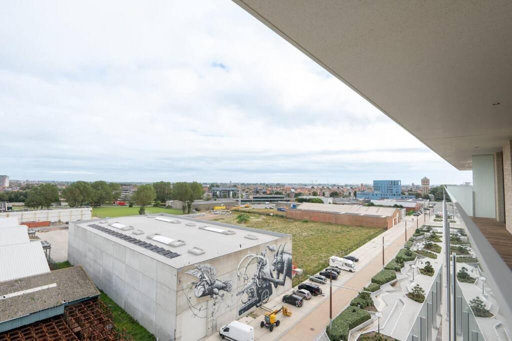 Pure luxe met zwembad en parking