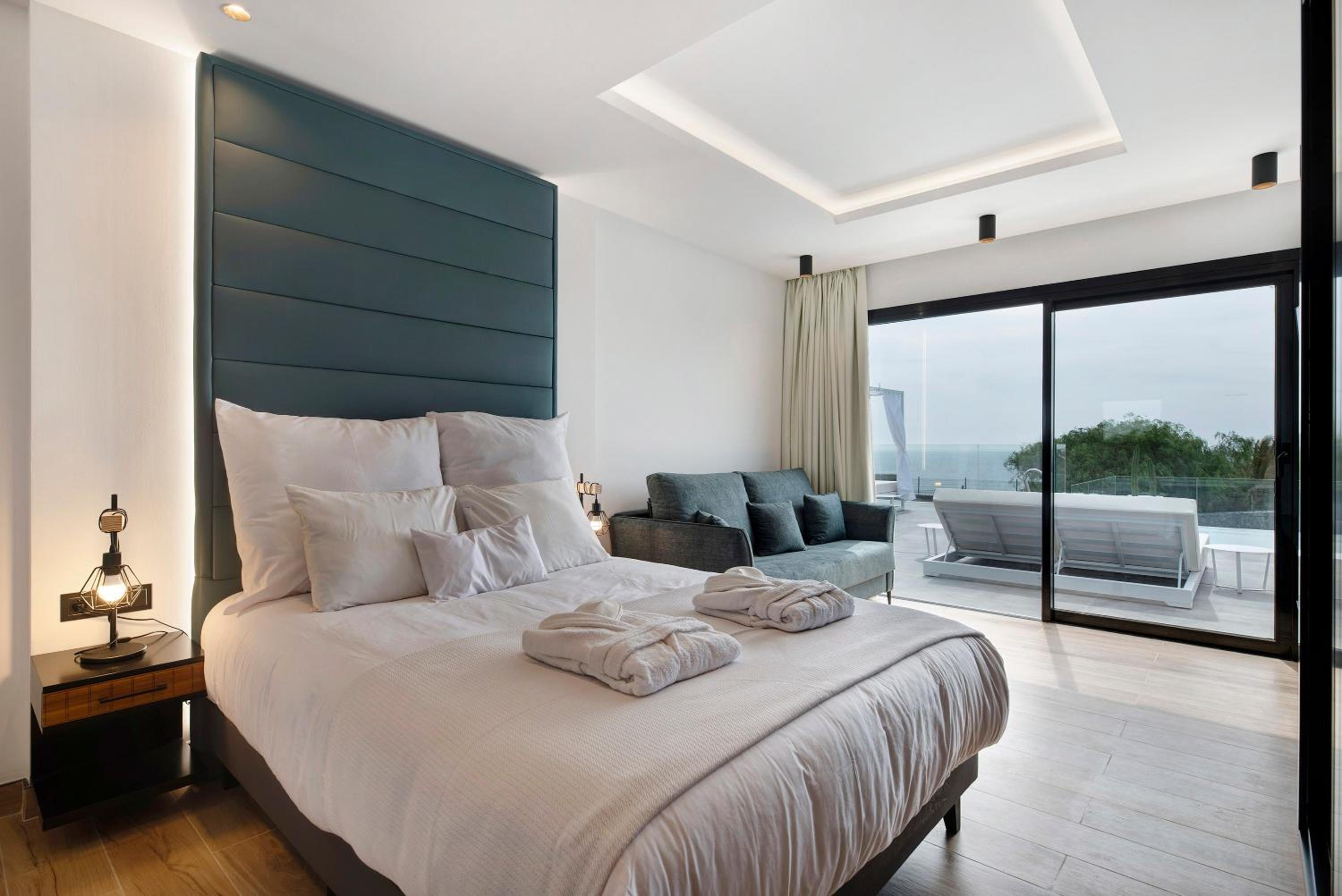 Villa Infinity