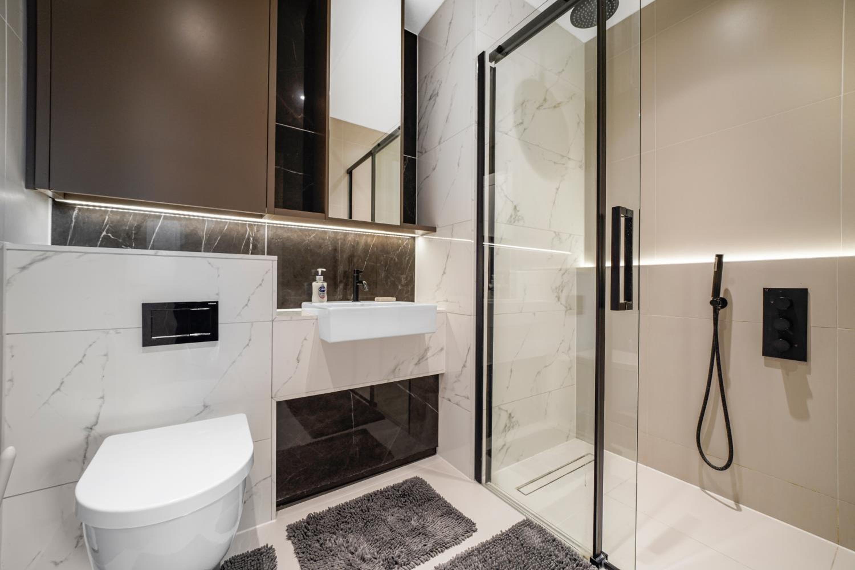 Utopian 3 bedroom Apartment Kilburn