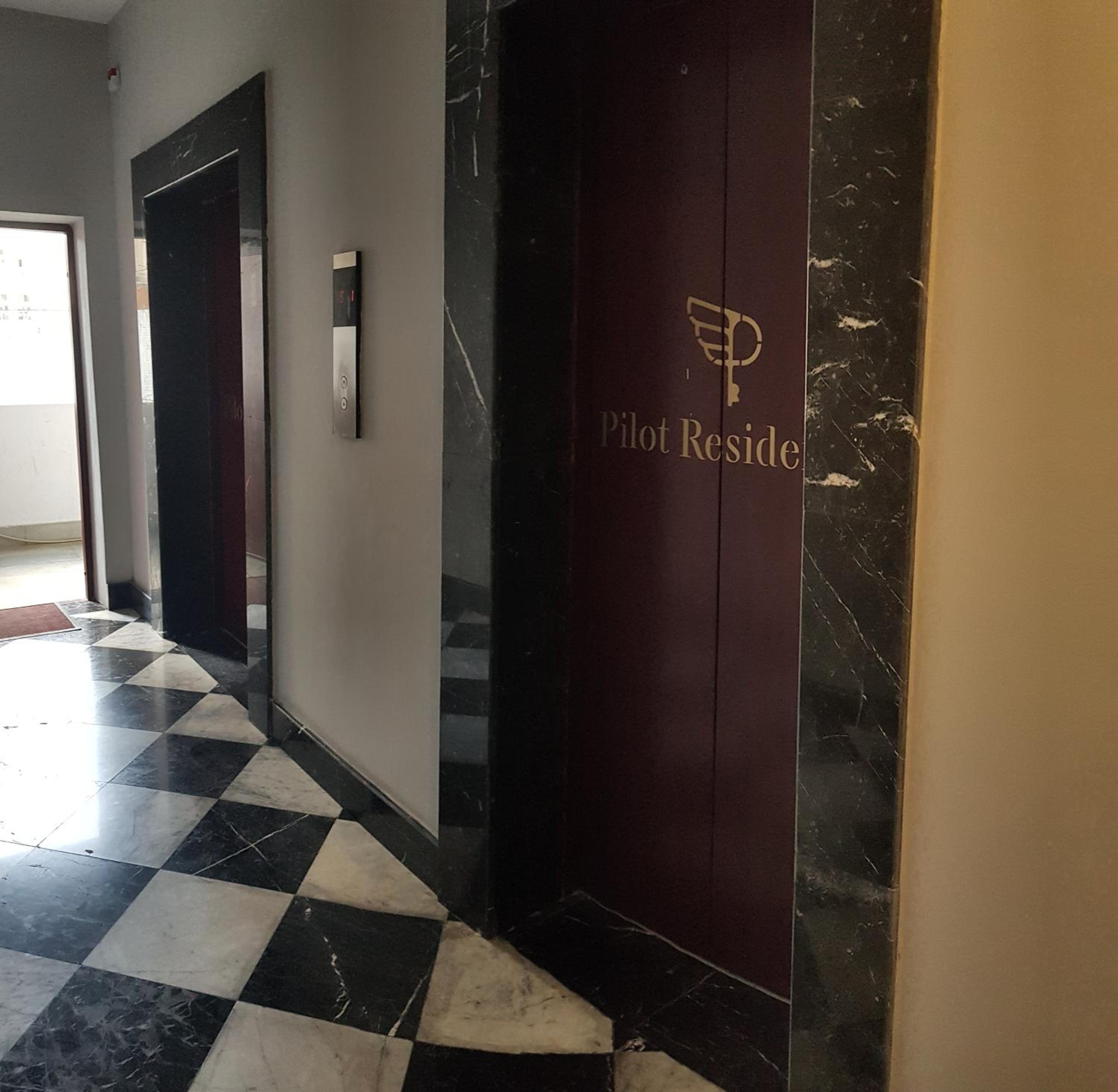 LUXOR Central Baku Apartmen on Nizami Street