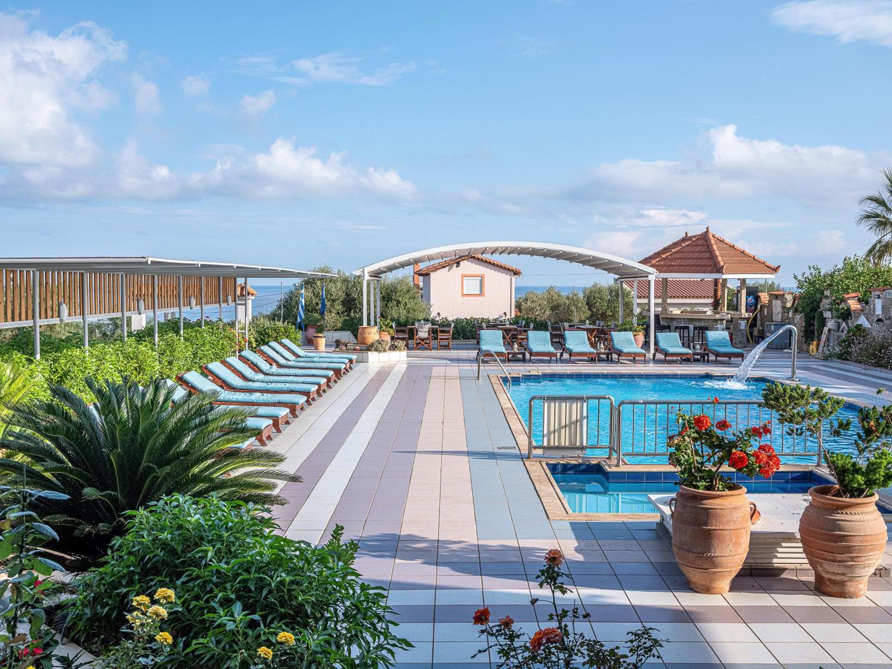 Evalia Apartments