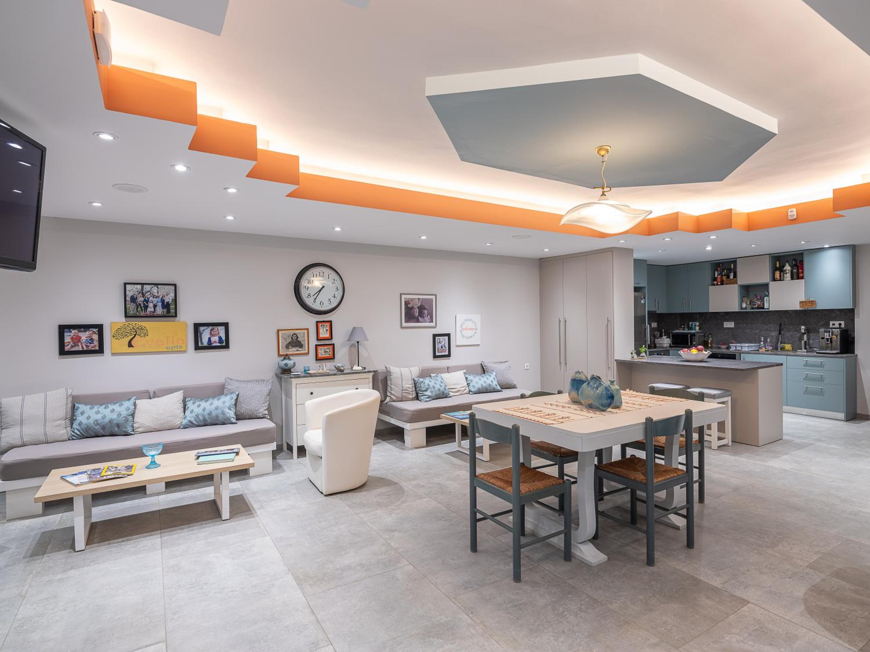 Evalia Apartments