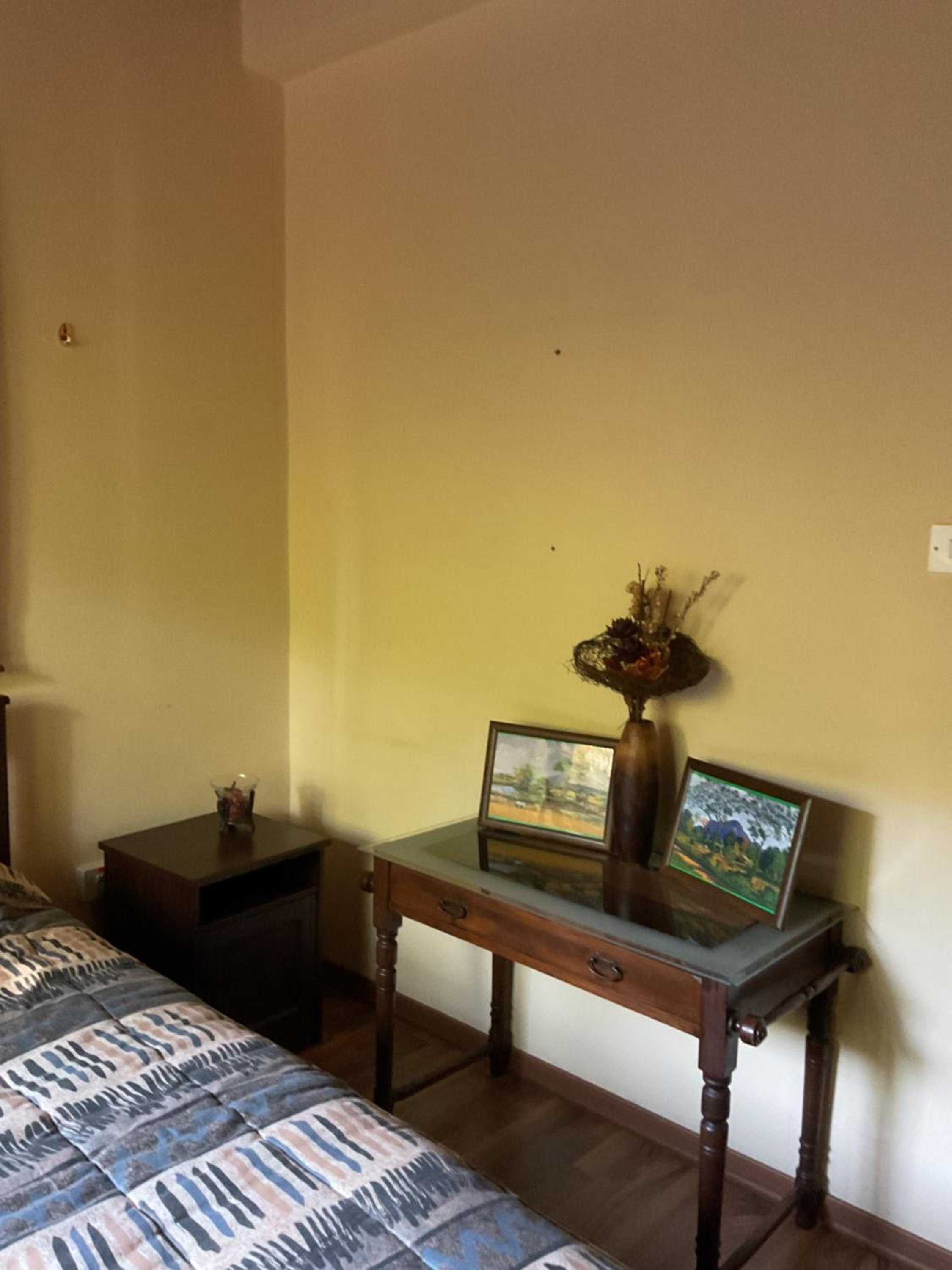 Beautiful 3 Bedr House in Arakapas with fireplace
