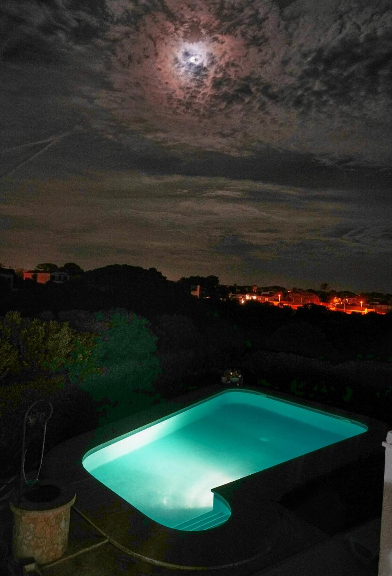 Villa Savanna Spacious villa with private pool near the beach