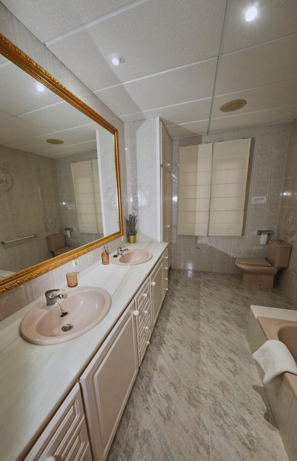 Villa Savanna Spacious villa with private pool near the beach