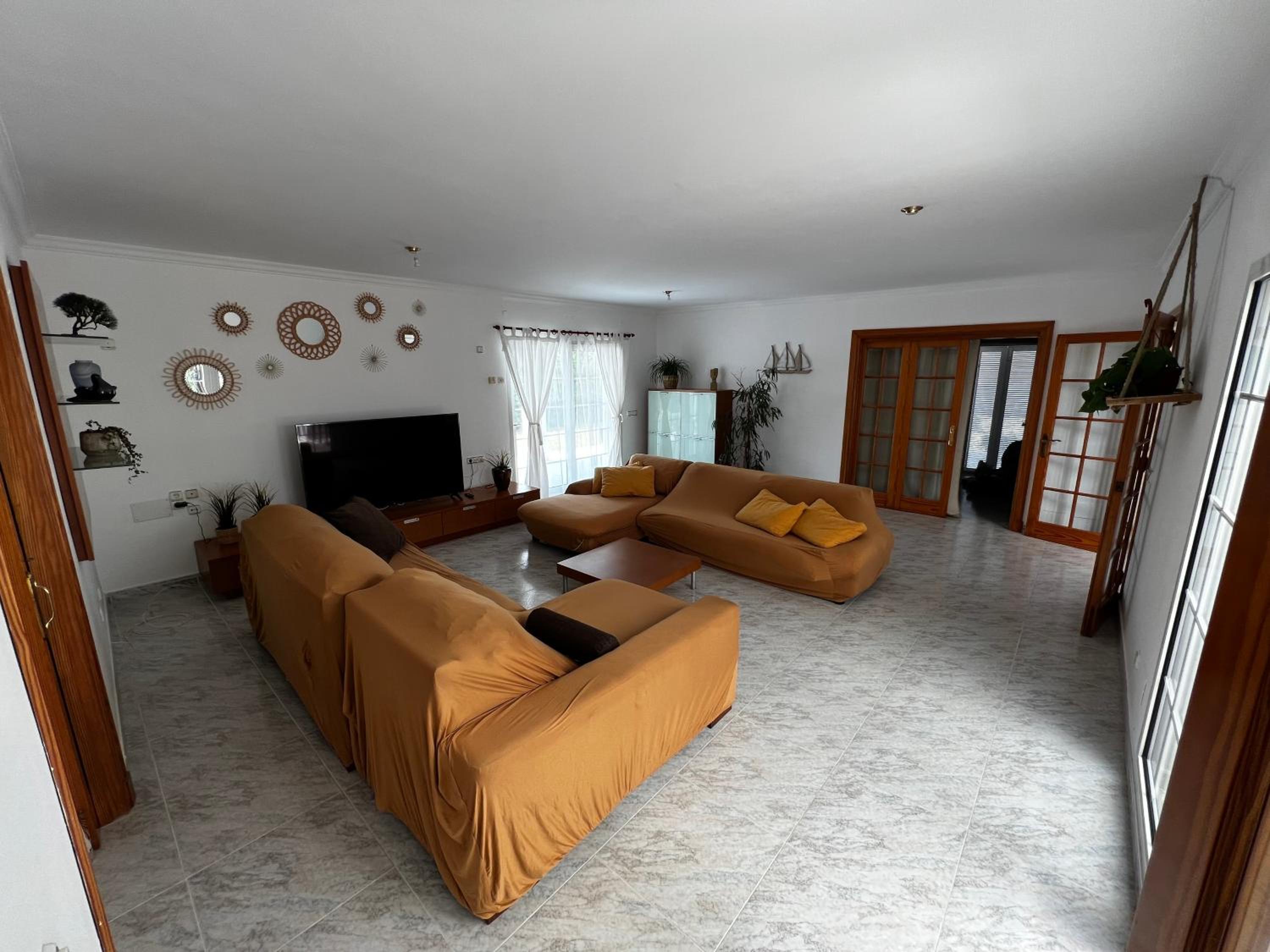Villa Savanna Spacious villa with private pool near the beach