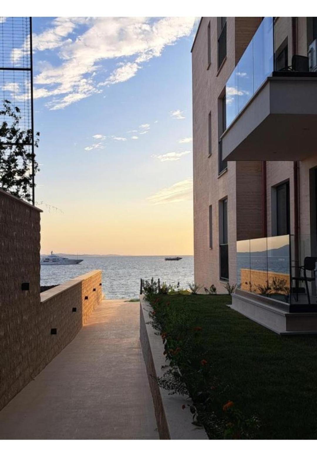Saranda Xhulial 2 Apartament