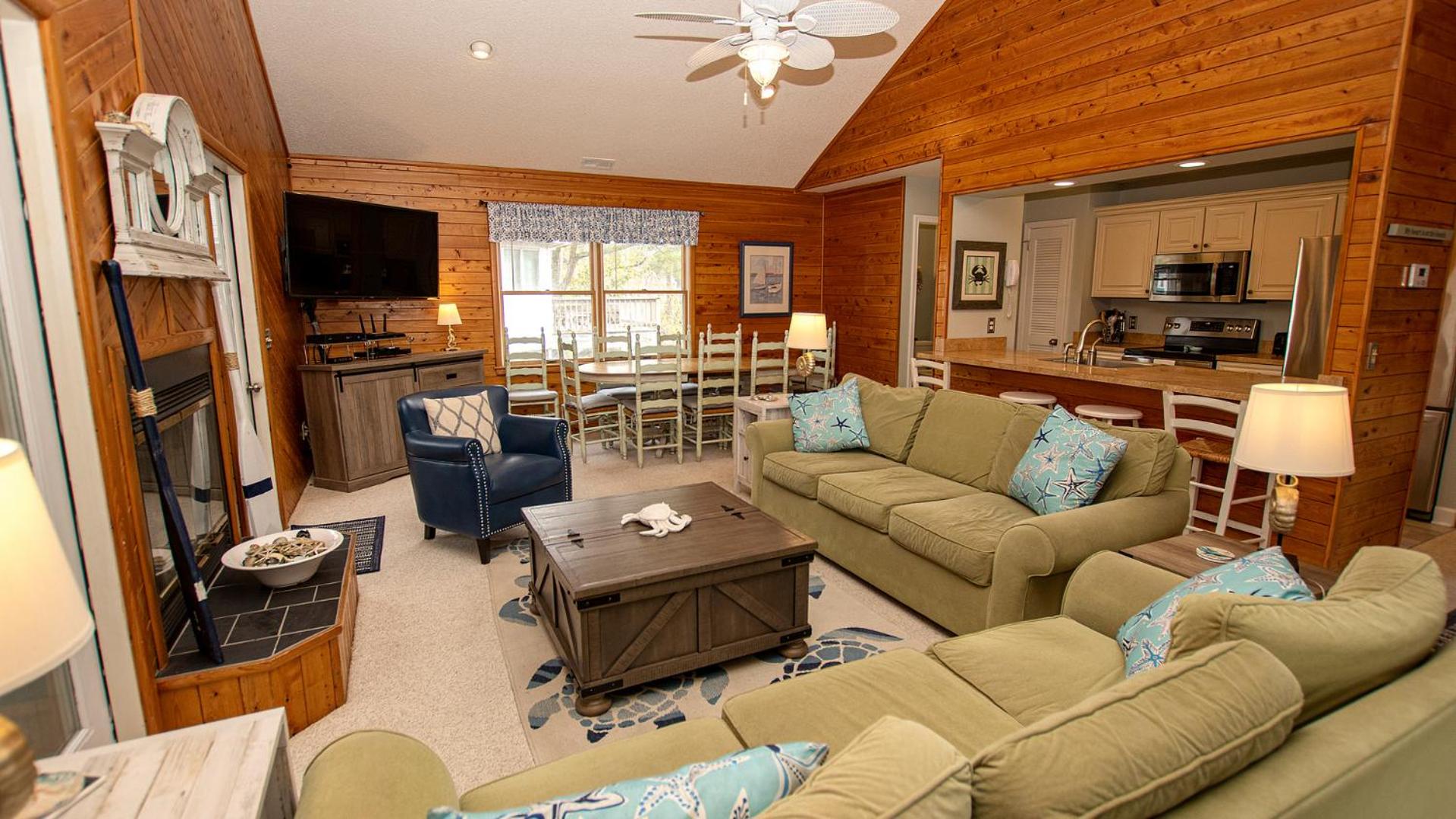 Semi-Soundfront, Rec Room, Community Amenities, 533,Sound Secret view 5