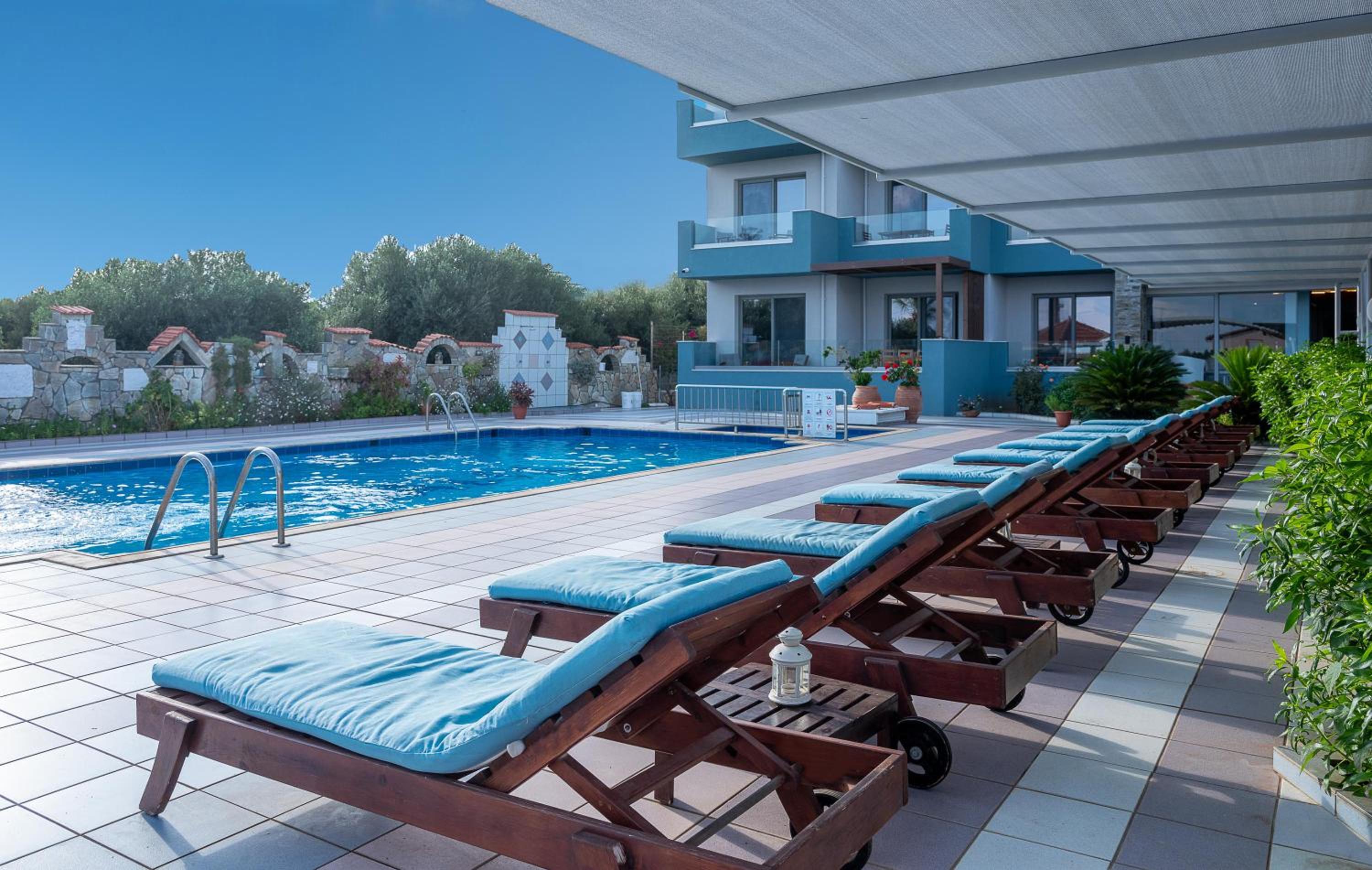 Evalia Apartments