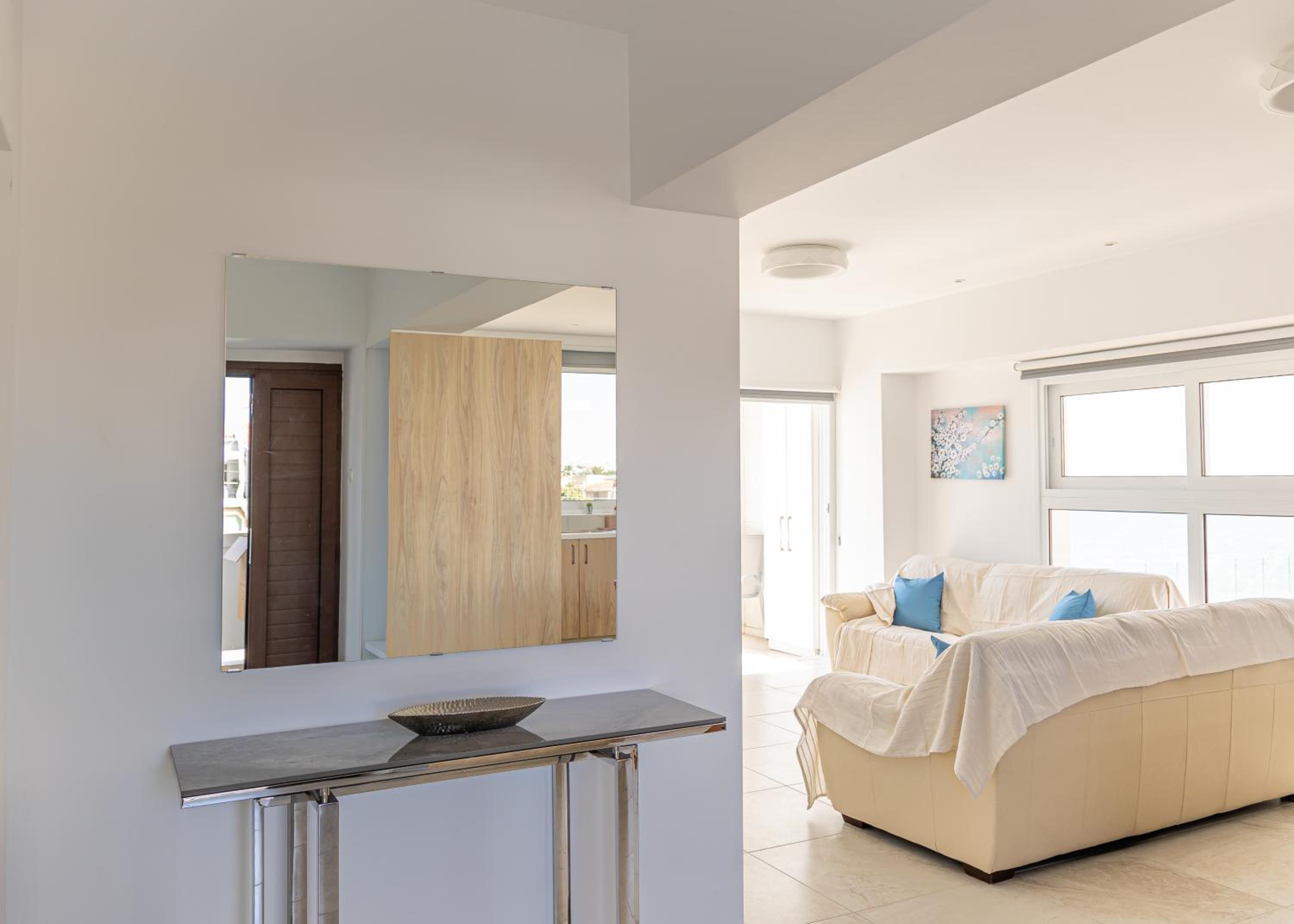 Larnaca BeachHouse