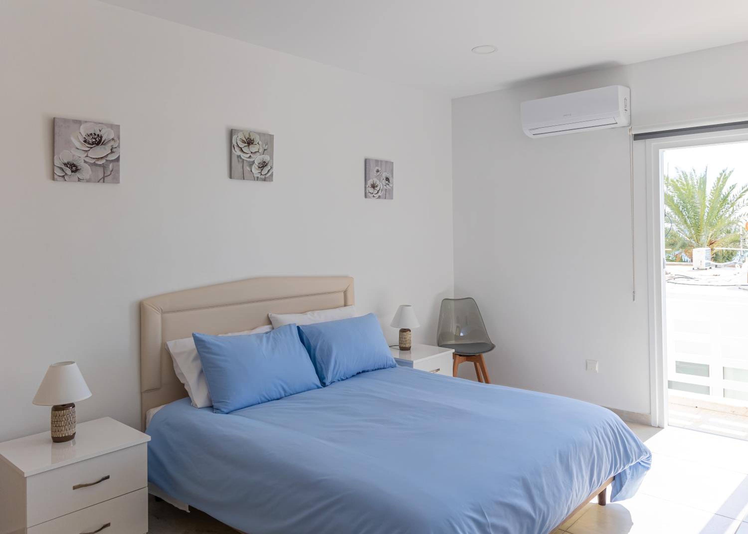 Larnaca BeachHouse