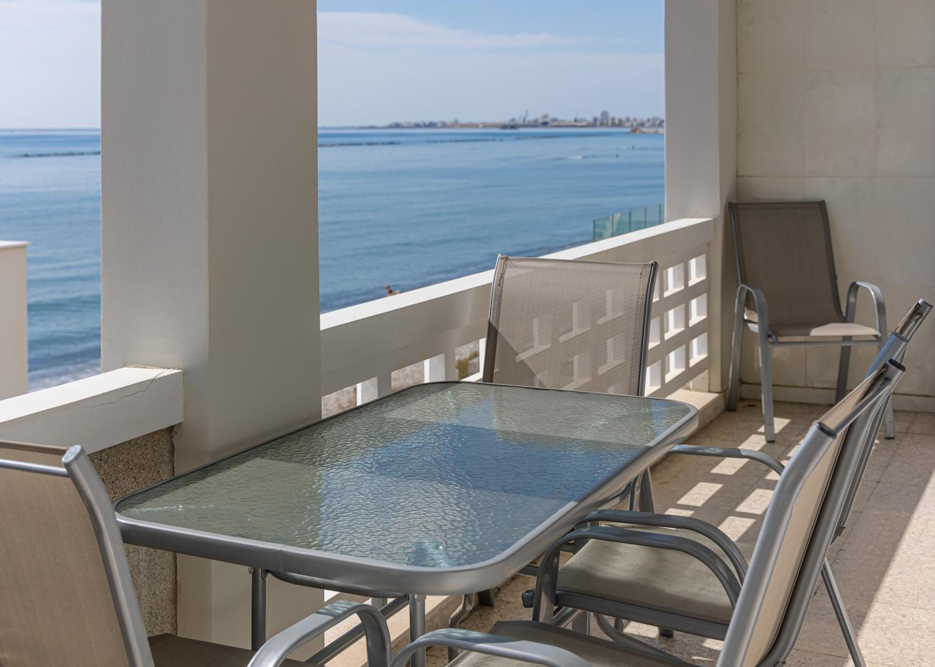 Larnaca BeachHouse