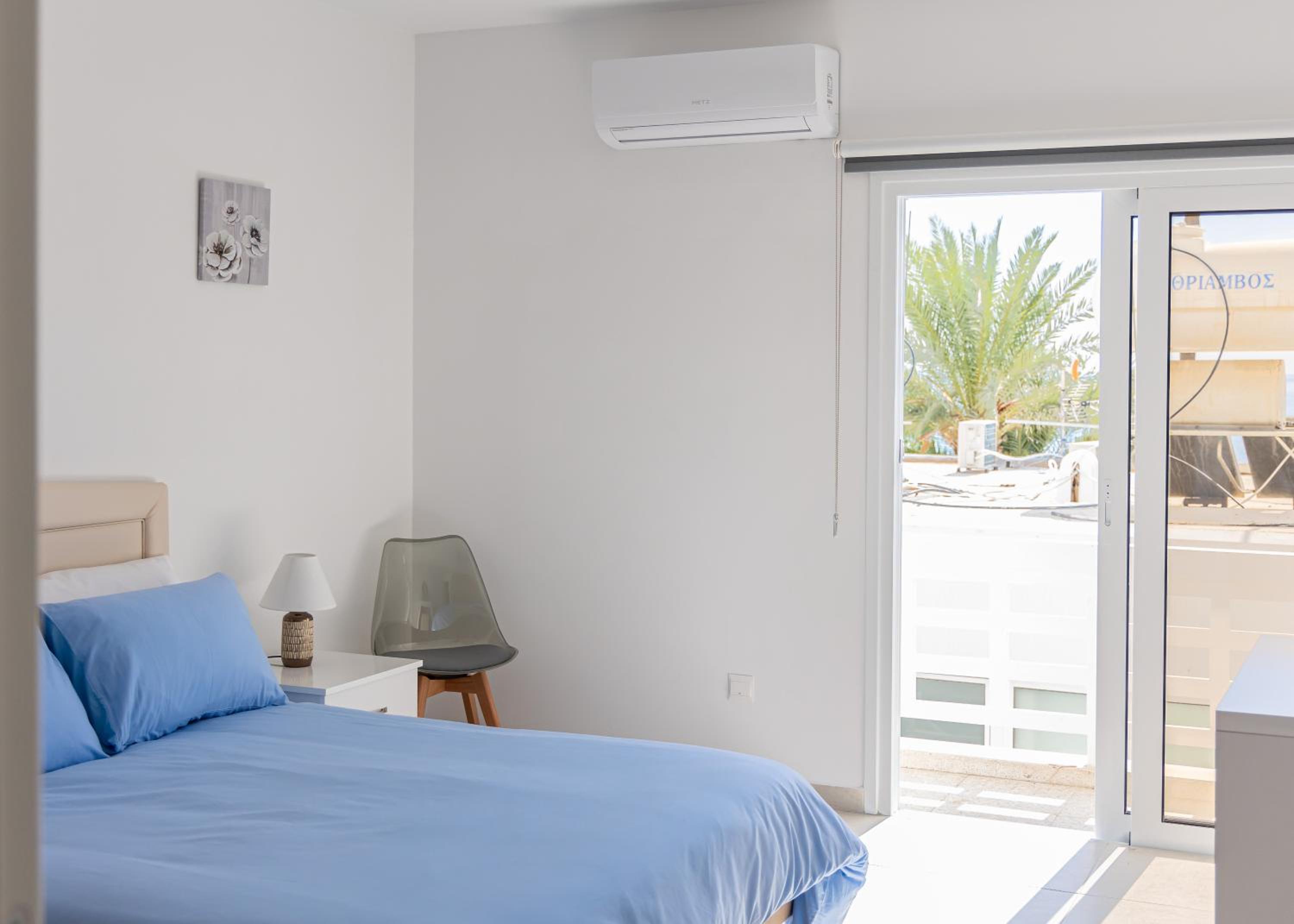 Larnaca BeachHouse