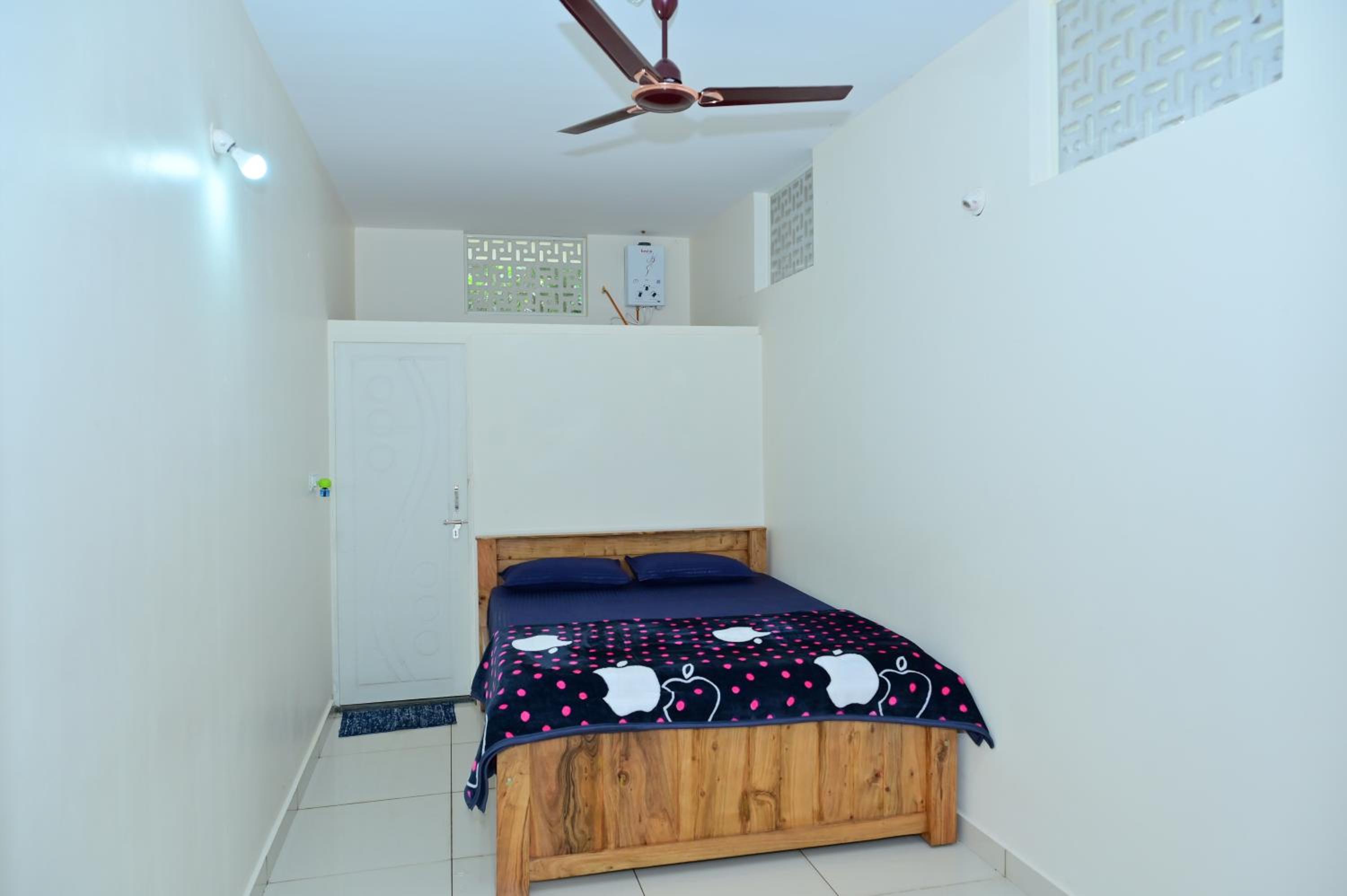 GOLDENGATE HOME STAY