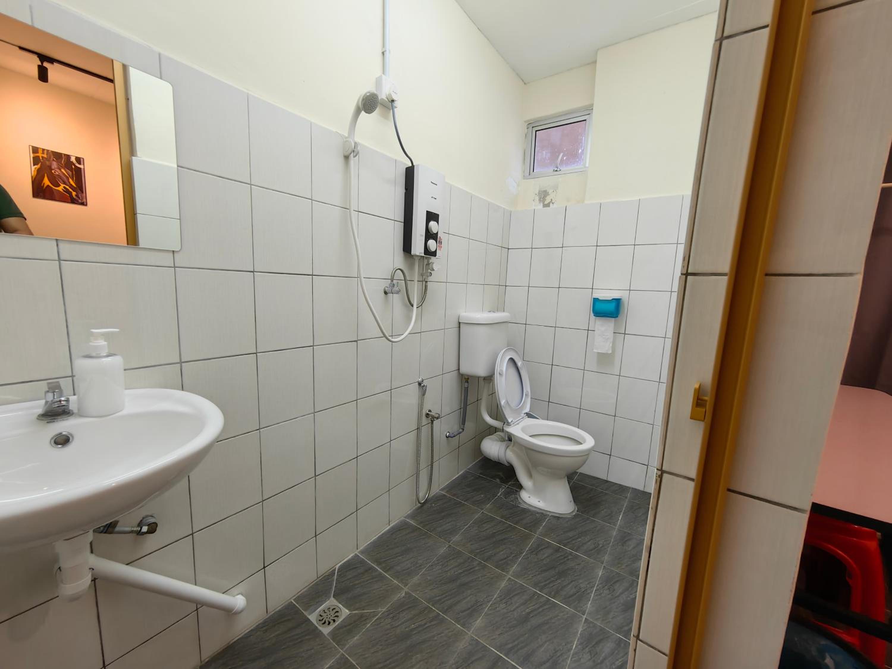 Photo 18