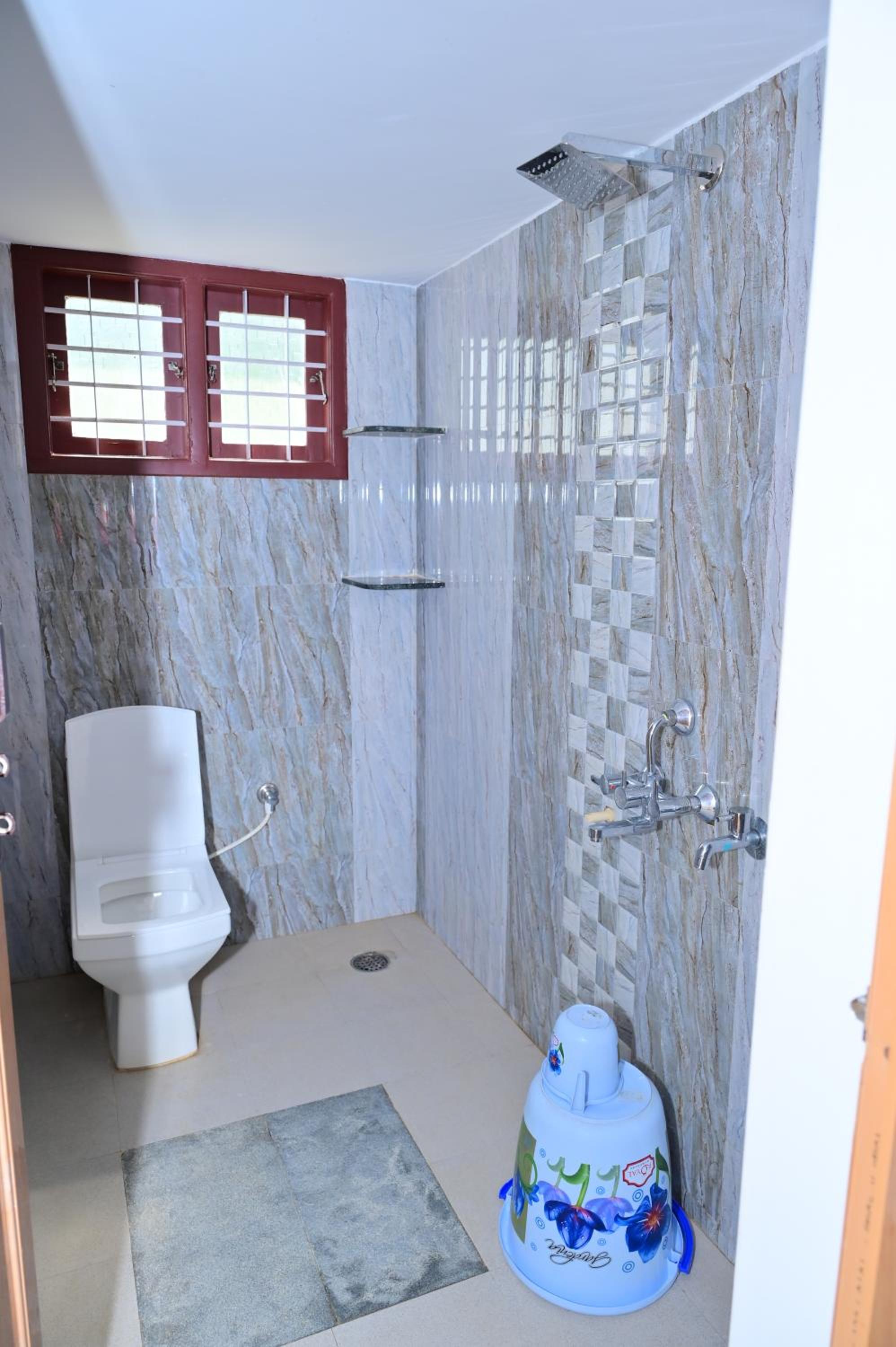 GOLDENGATE HOME STAY