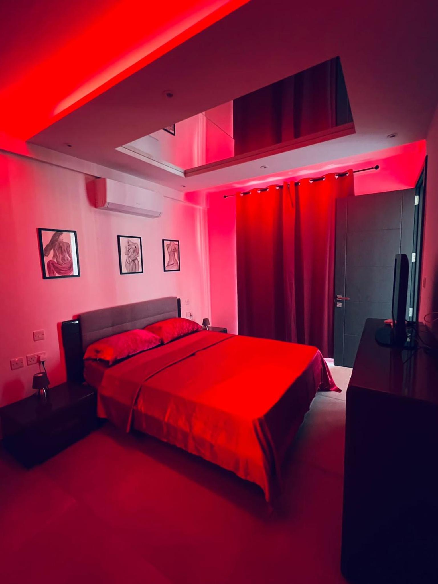 SinSea Penthouse photo 2