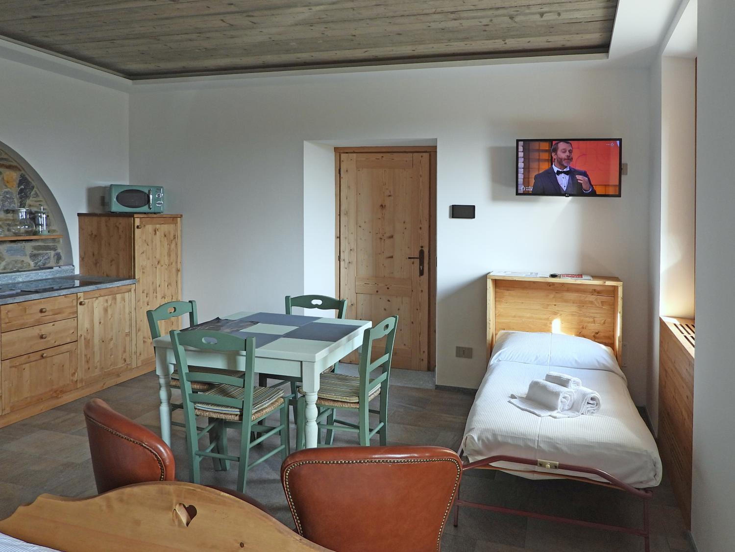 Green Chalet Scalotta - Private Garden with Jacuzzi and Spa view 3