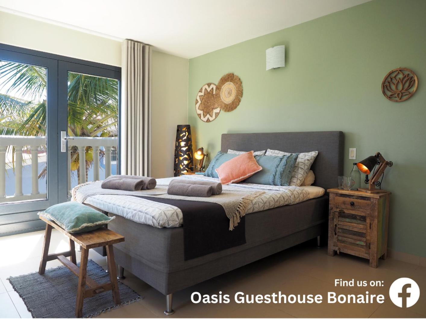 Oasis guesthouse, Boutique Style Hotel