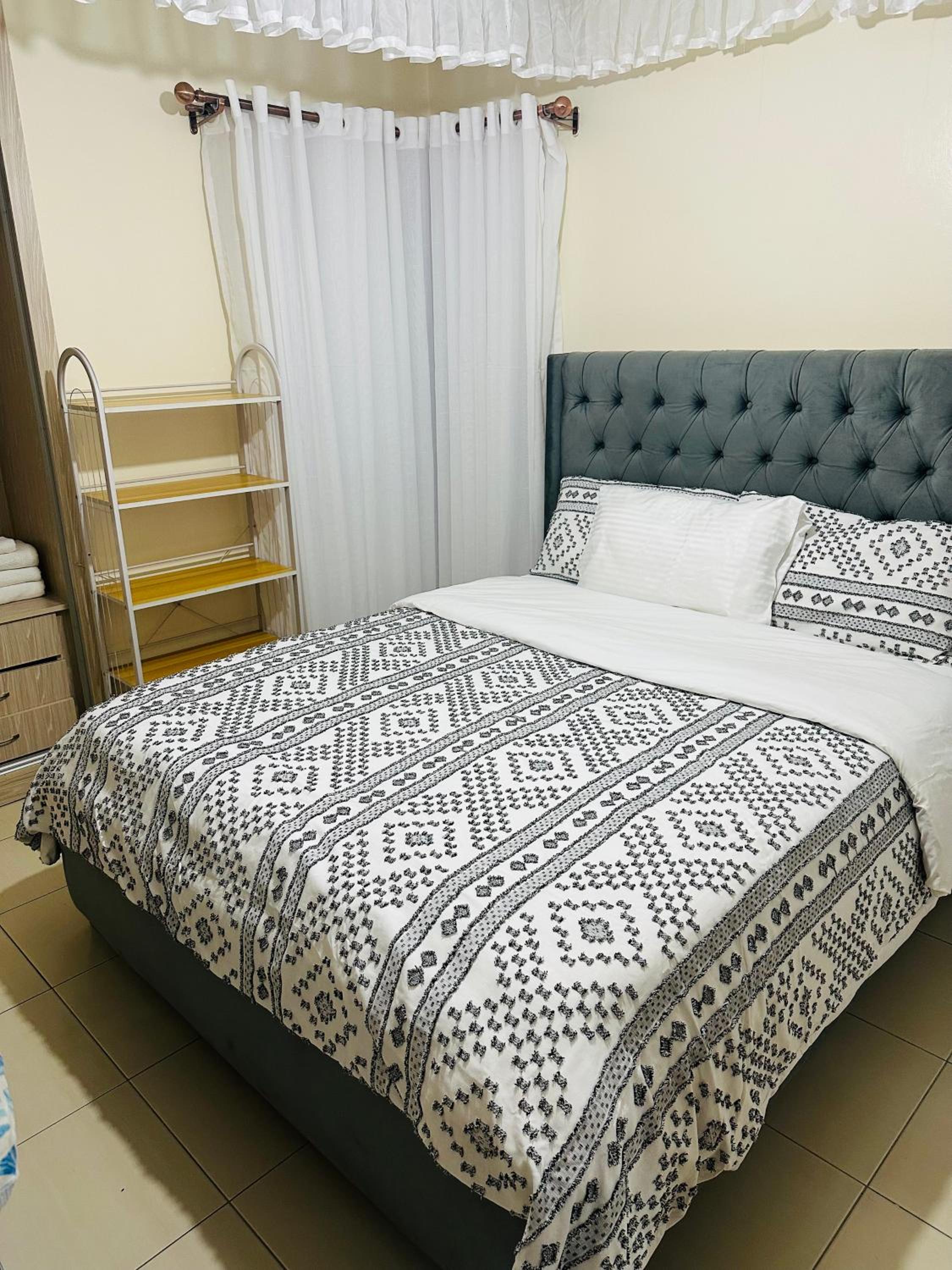 Cozy 2 Bedroom Near Nairobi National Park, Wilson Airport & Giraffe Centre view 3