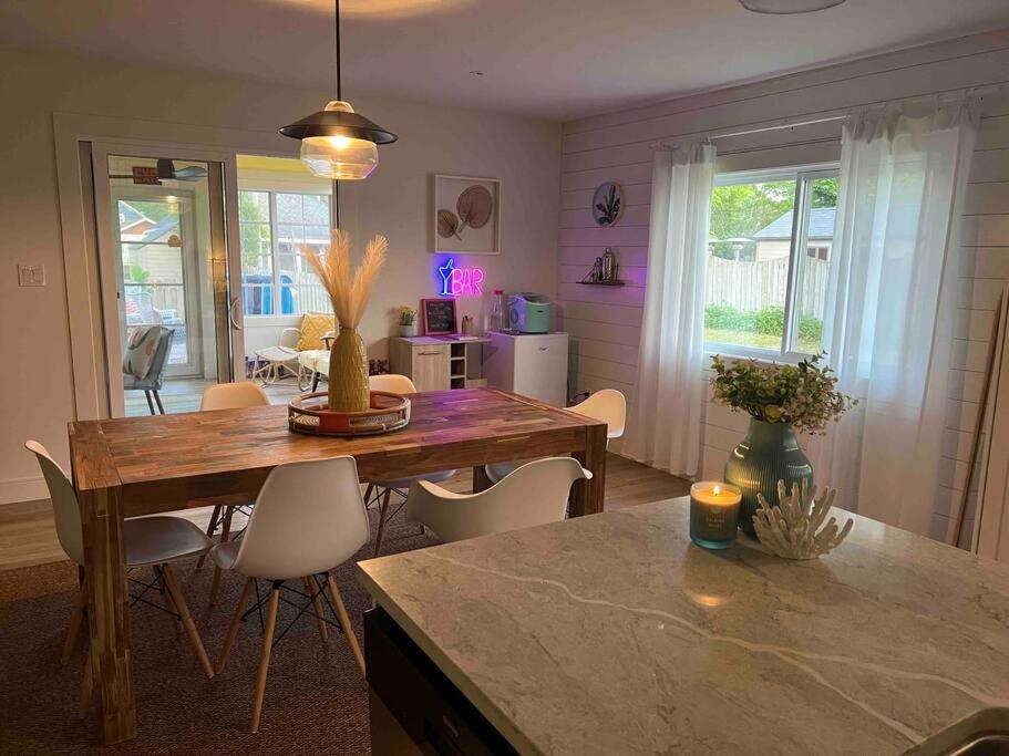 Beachside Abode Crystal Beach