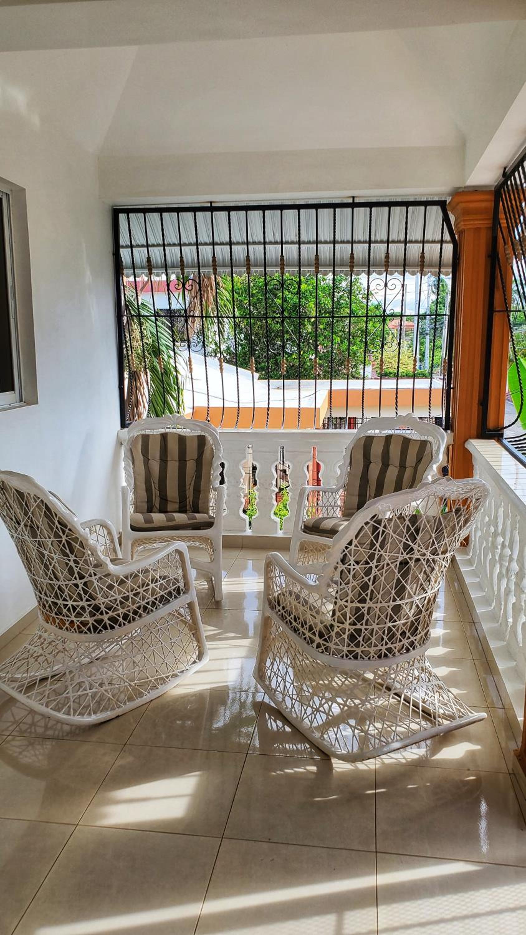 Hogar Lejos de Casa