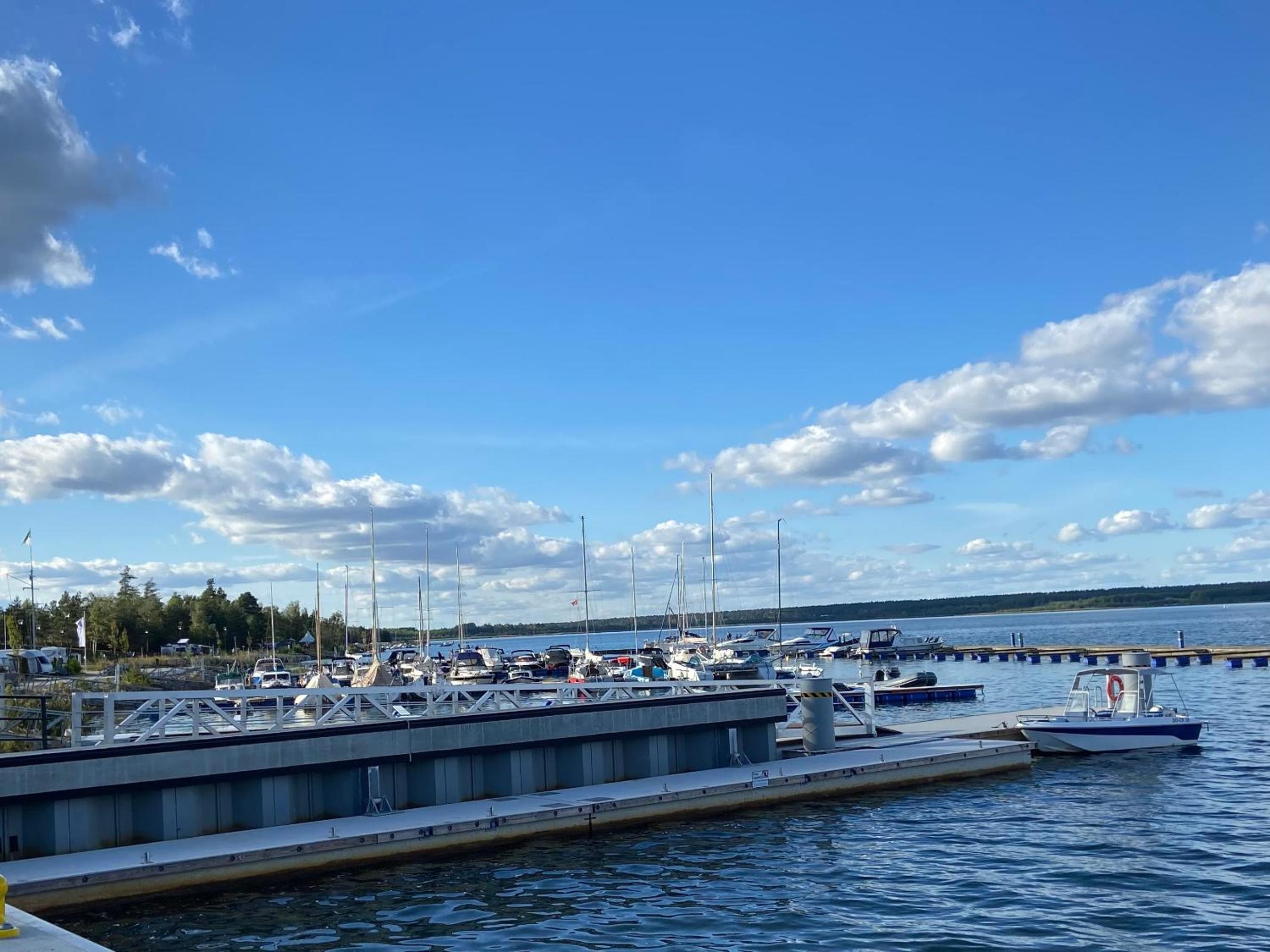 Gelbes Haus Seenland Ferienwohnungen XL