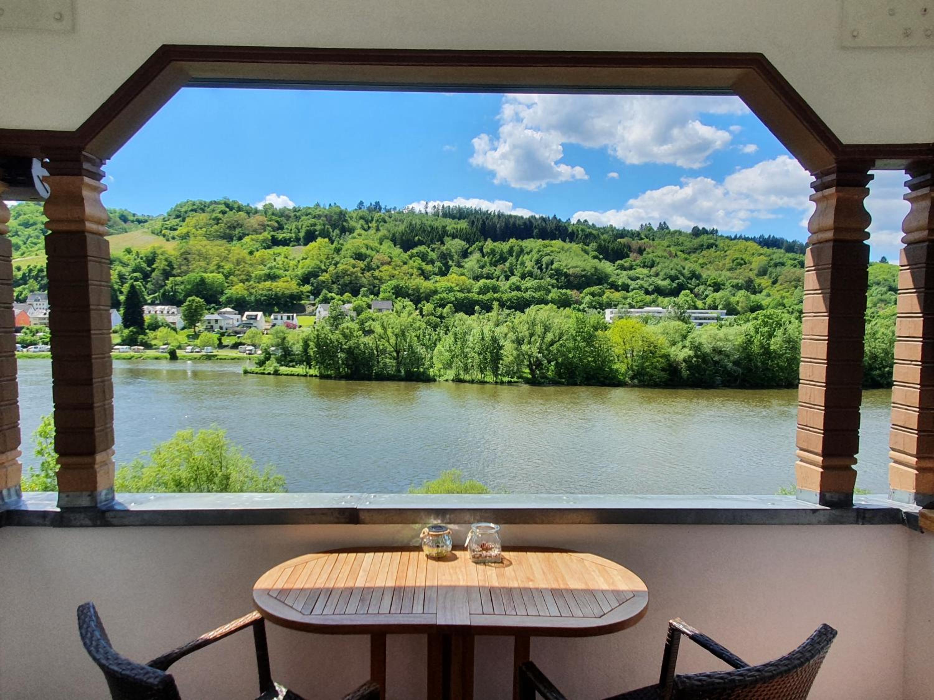Ferienhaus Inselblick in Traumlage mit Balkon und Panoramablick