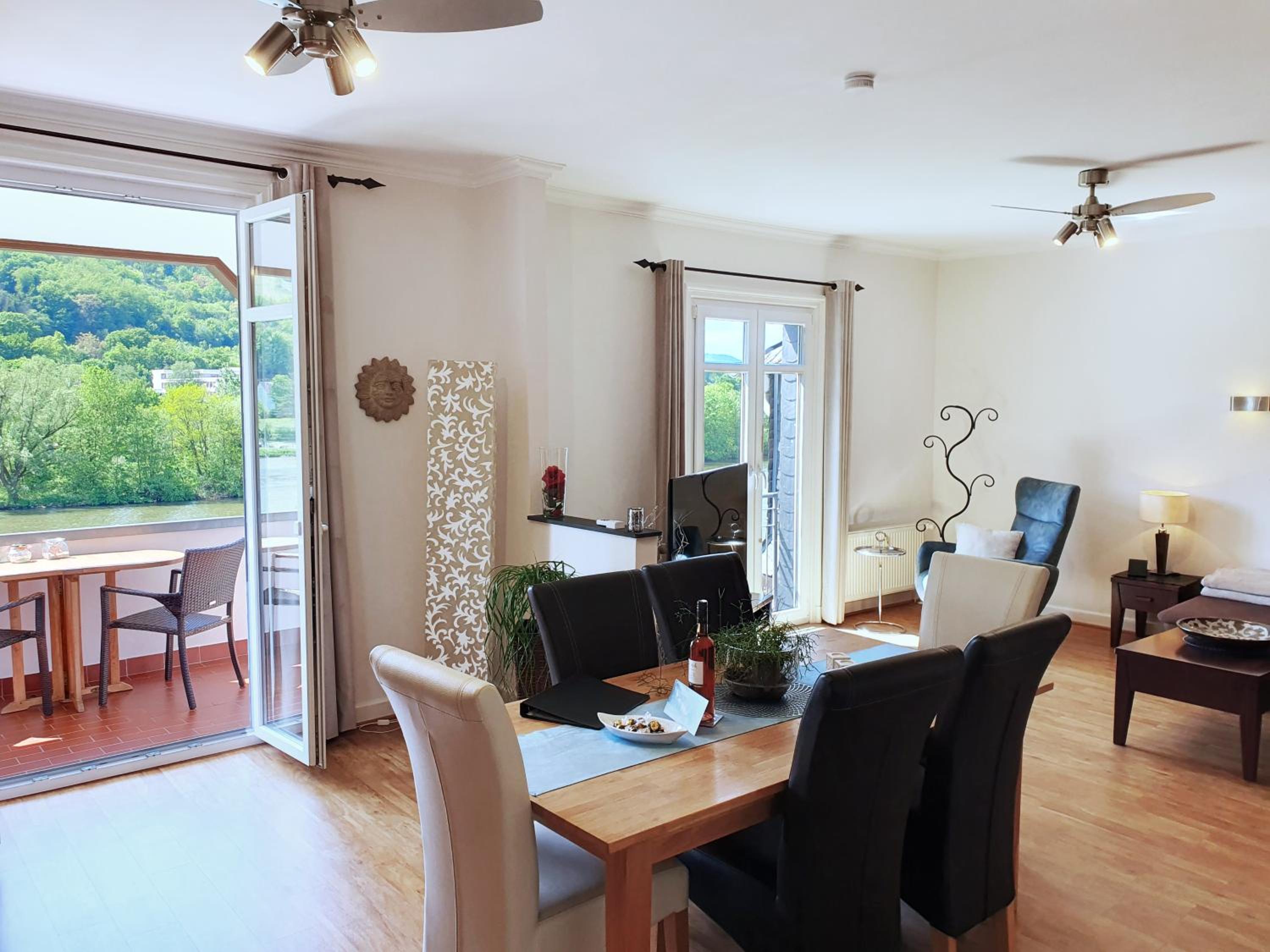 Ferienhaus Inselblick in Traumlage mit Balkon und Panoramablick