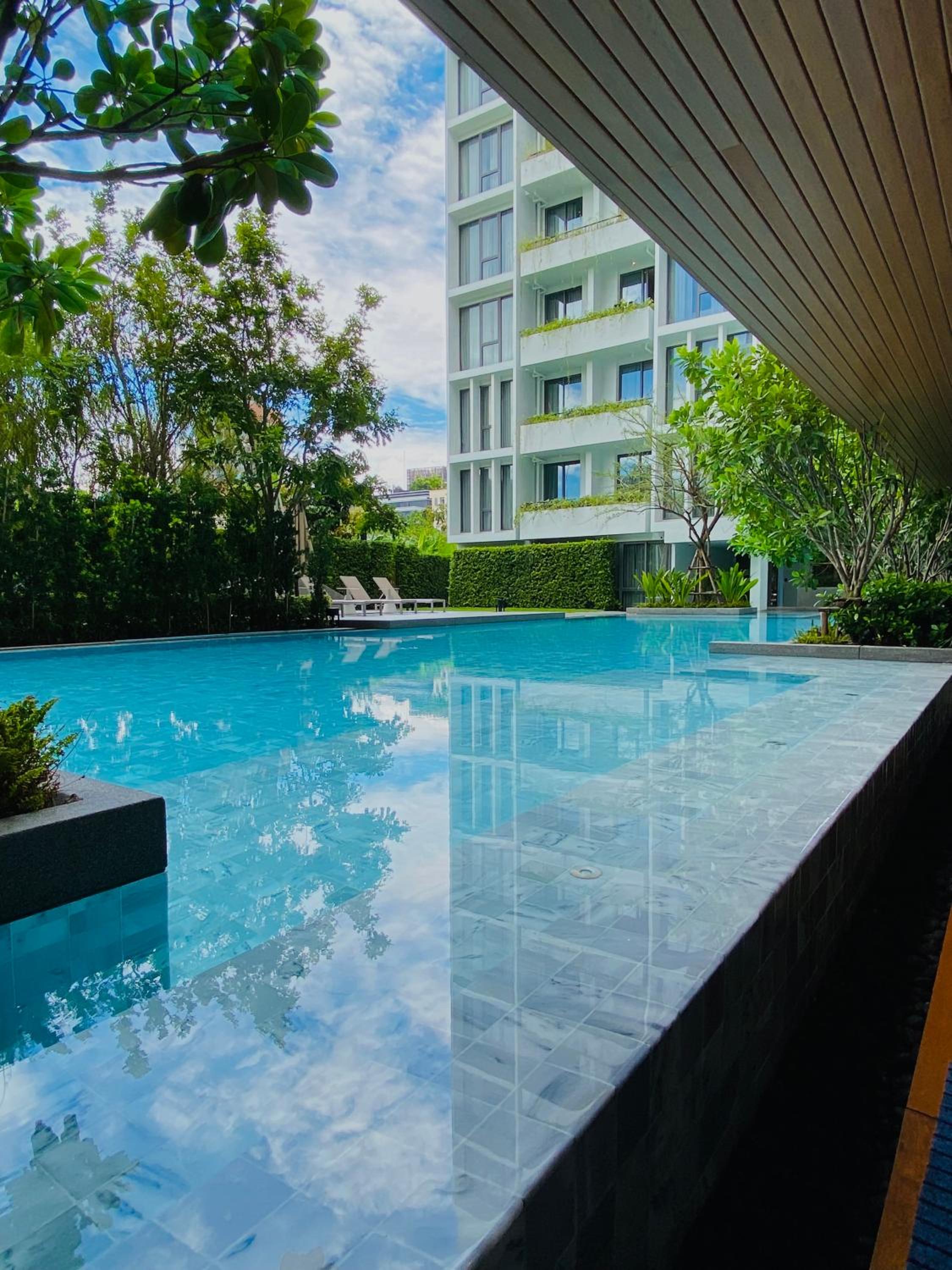 Tierra Residences
