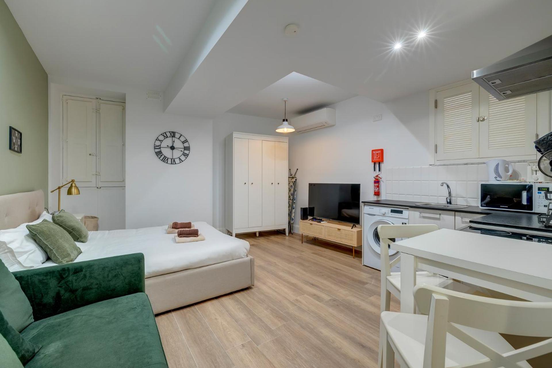 Tranquil Studio in the Heart of Valletta view 5