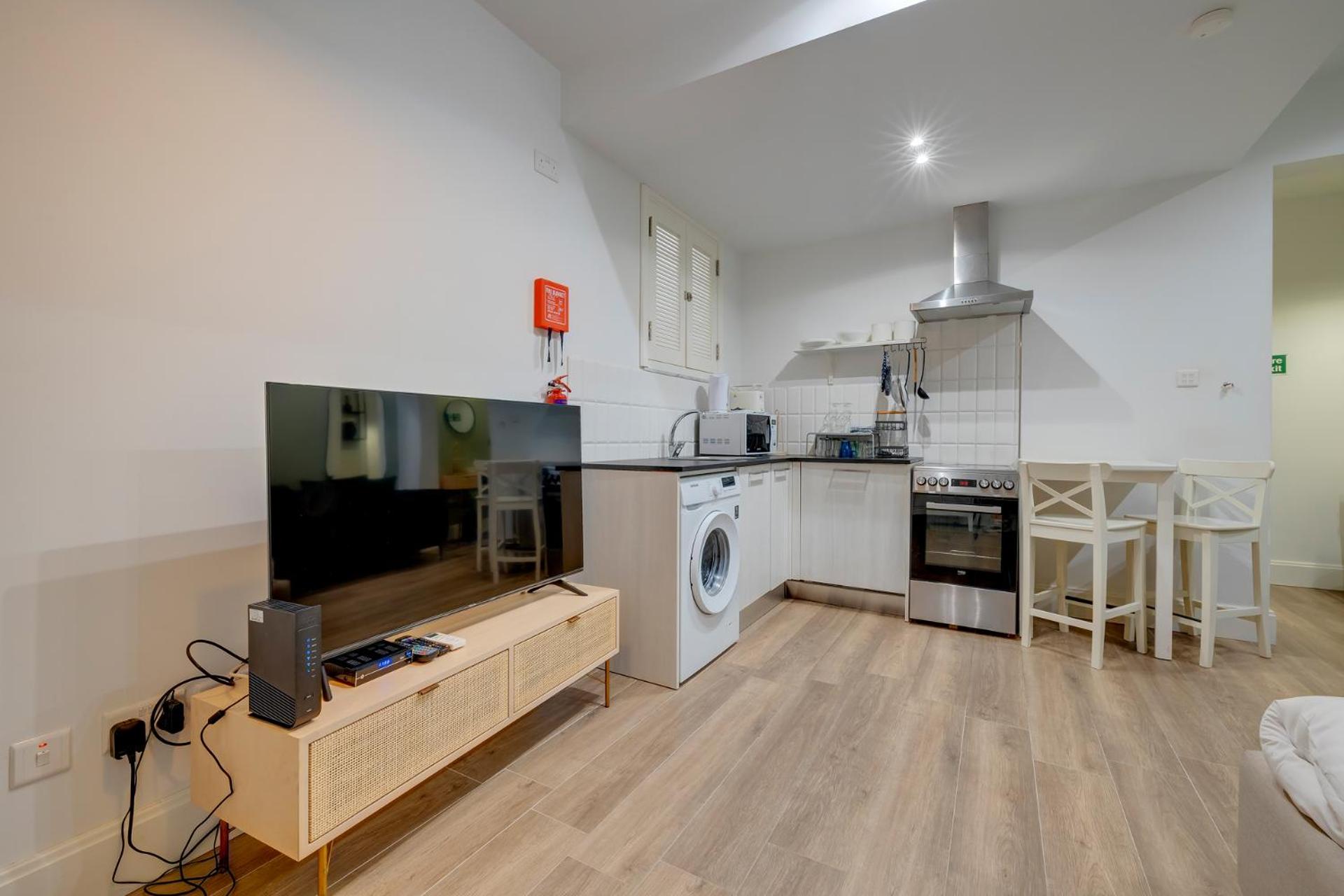 Tranquil Studio in the Heart of Valletta view 4